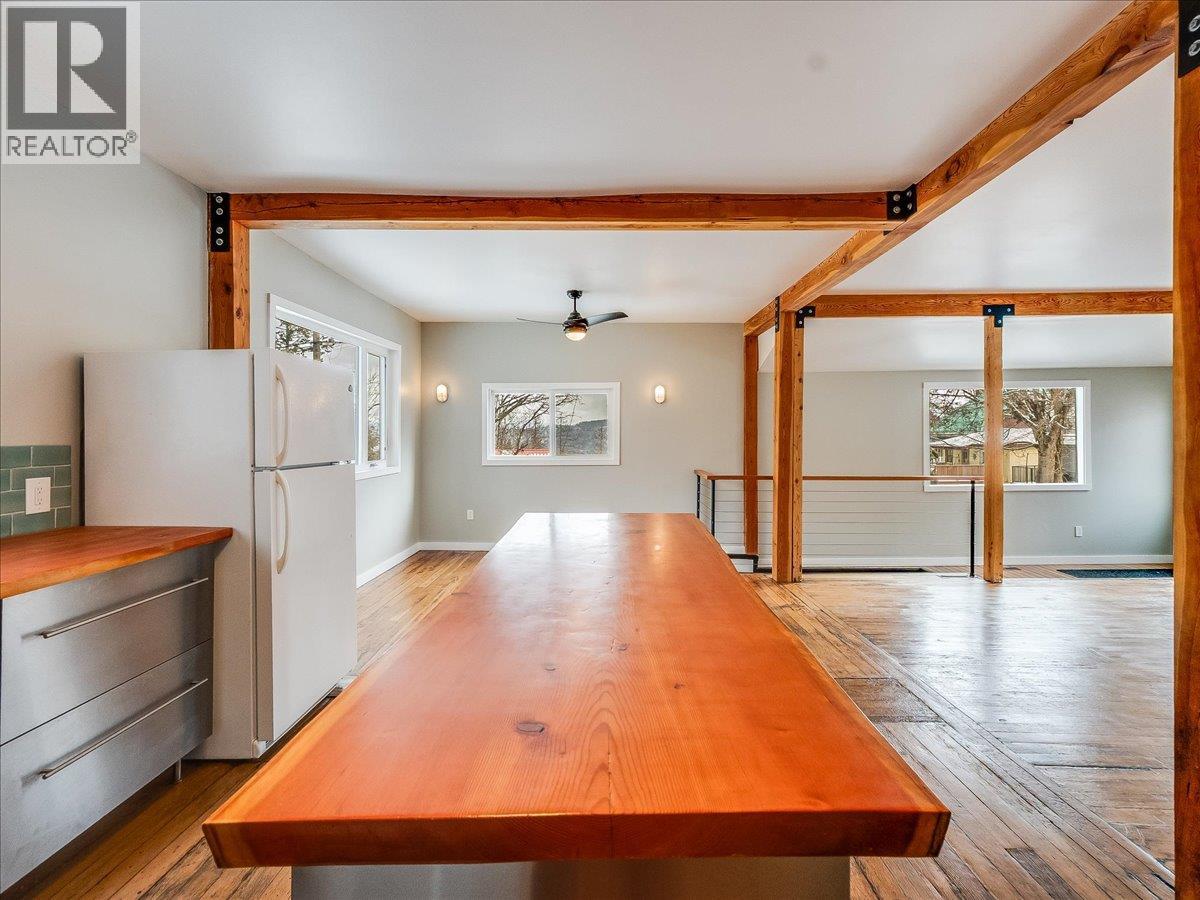 2043 Park Street, Rossland, British Columbia  V0G 1Y0 - Photo 32 - 10379188