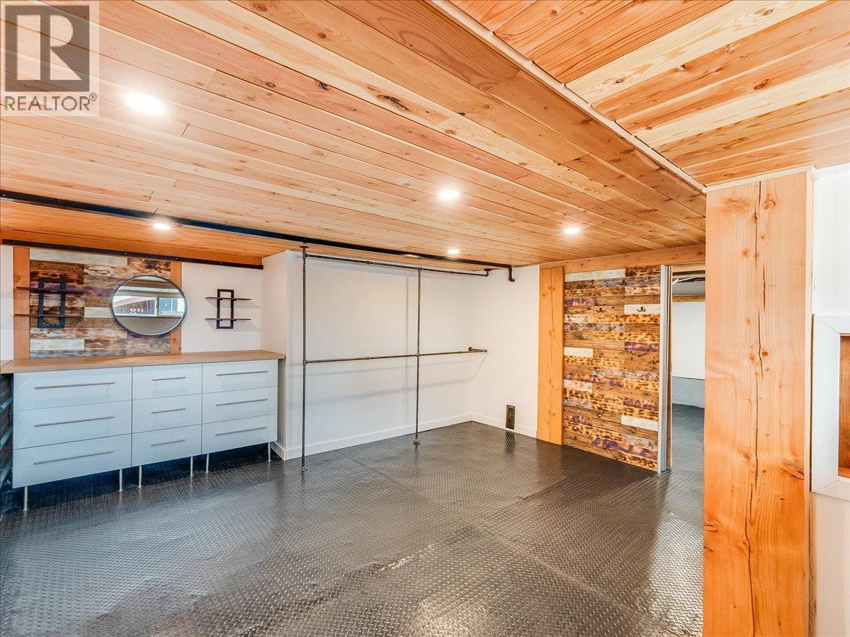 2043 Park Street, Rossland, British Columbia  V0G 1Y0 - Photo 45 - 10379188