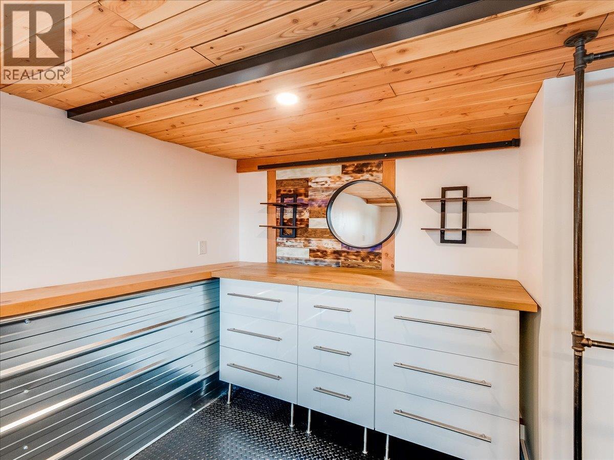 2043 Park Street, Rossland, British Columbia  V0G 1Y0 - Photo 46 - 10379188
