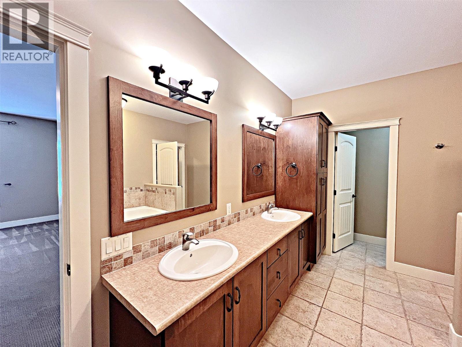 4350 Ponderosa Drive Unit# 109, Peachland, British Columbia  V0H 1X5 - Photo 27 - 10379625