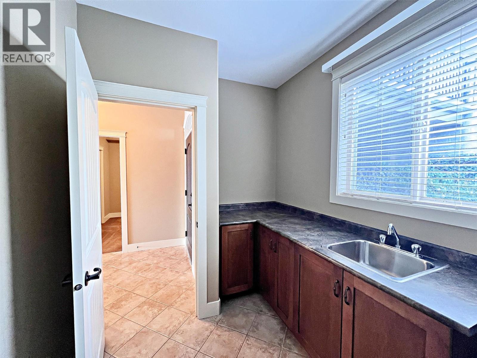 4350 Ponderosa Drive Unit# 109, Peachland, British Columbia  V0H 1X5 - Photo 32 - 10379625