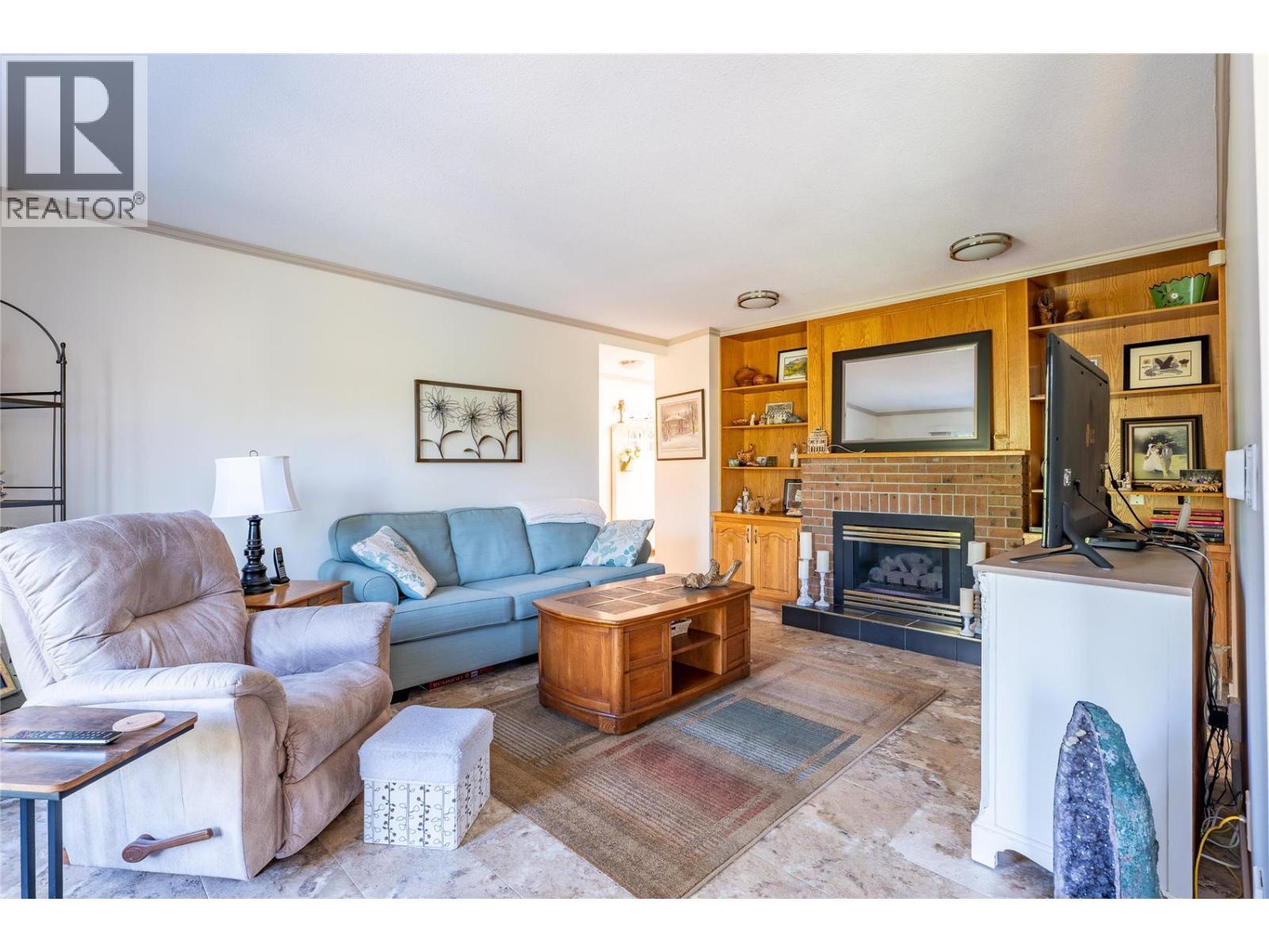 2220 Okanagan Street, Armstrong, British Columbia  V4Y 0B7 - Photo 18 - 10379576