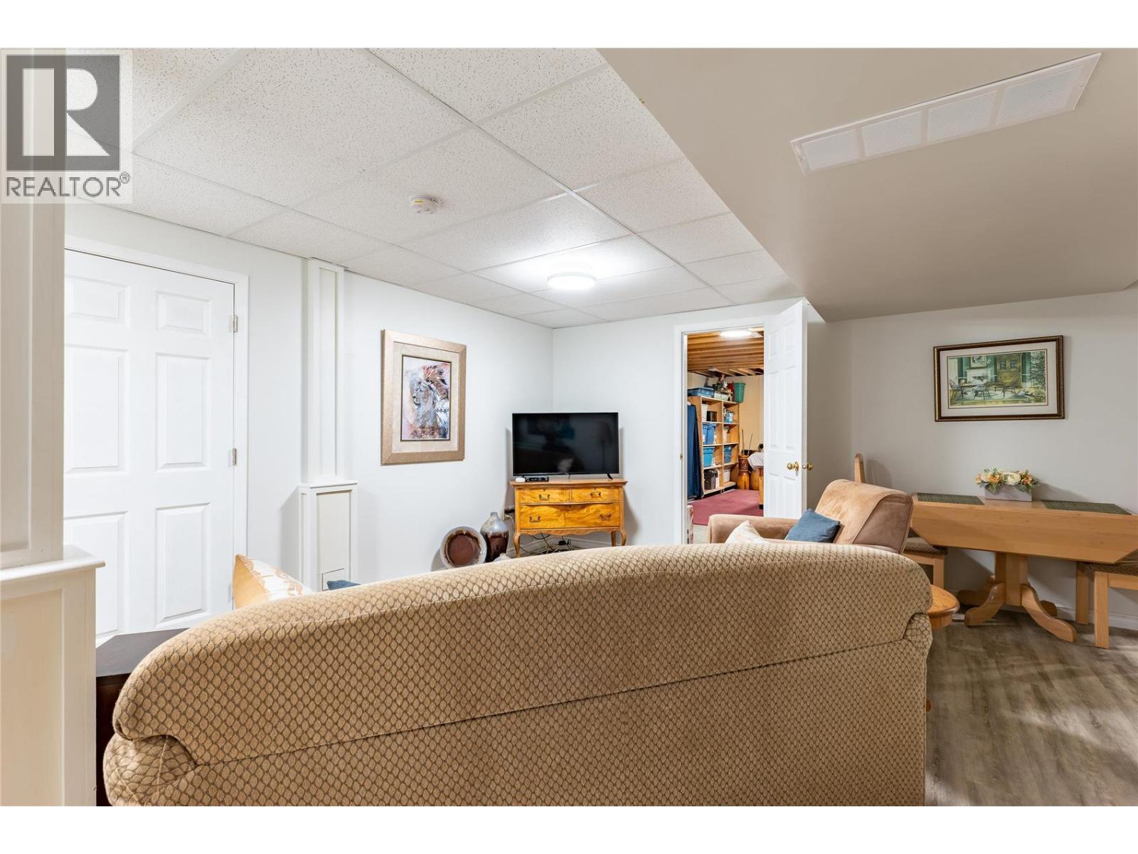 2220 Okanagan Street, Armstrong, British Columbia  V4Y 0B7 - Photo 45 - 10379576