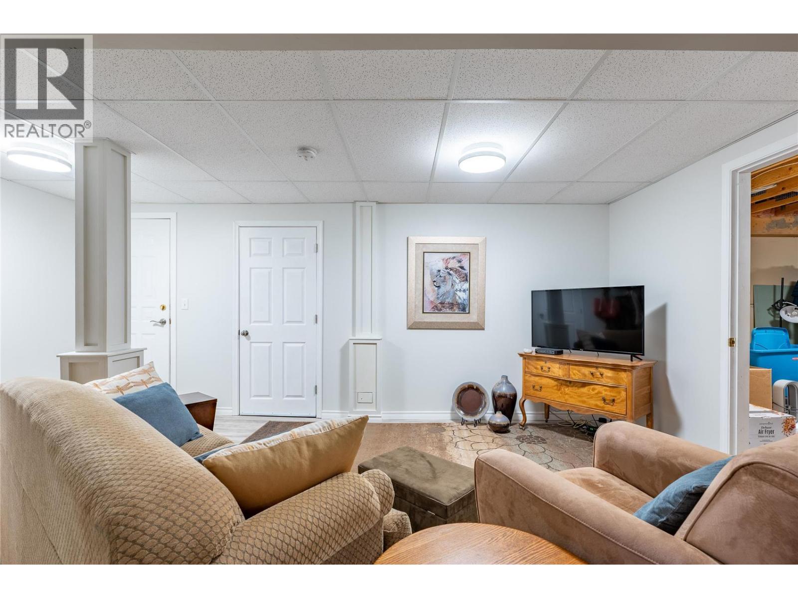 2220 Okanagan Street, Armstrong, British Columbia  V4Y 0B7 - Photo 46 - 10379576