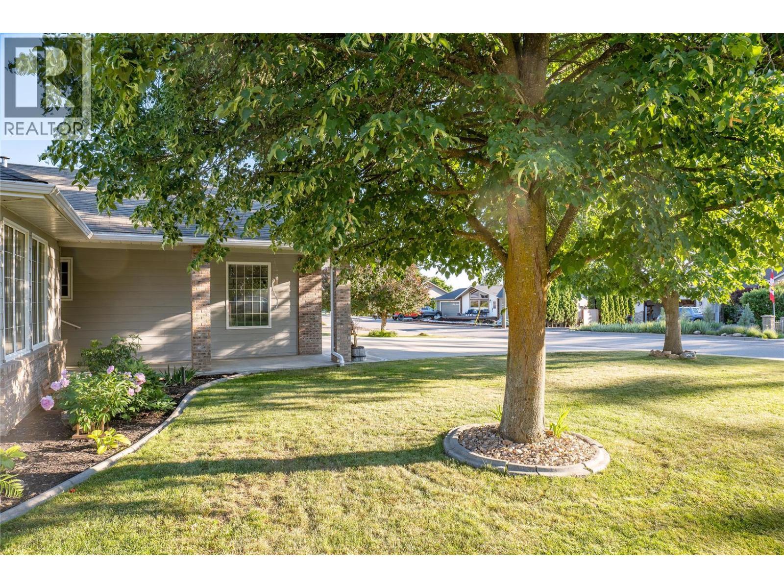 2220 Okanagan Street, Armstrong, British Columbia  V4Y 0B7 - Photo 63 - 10379576