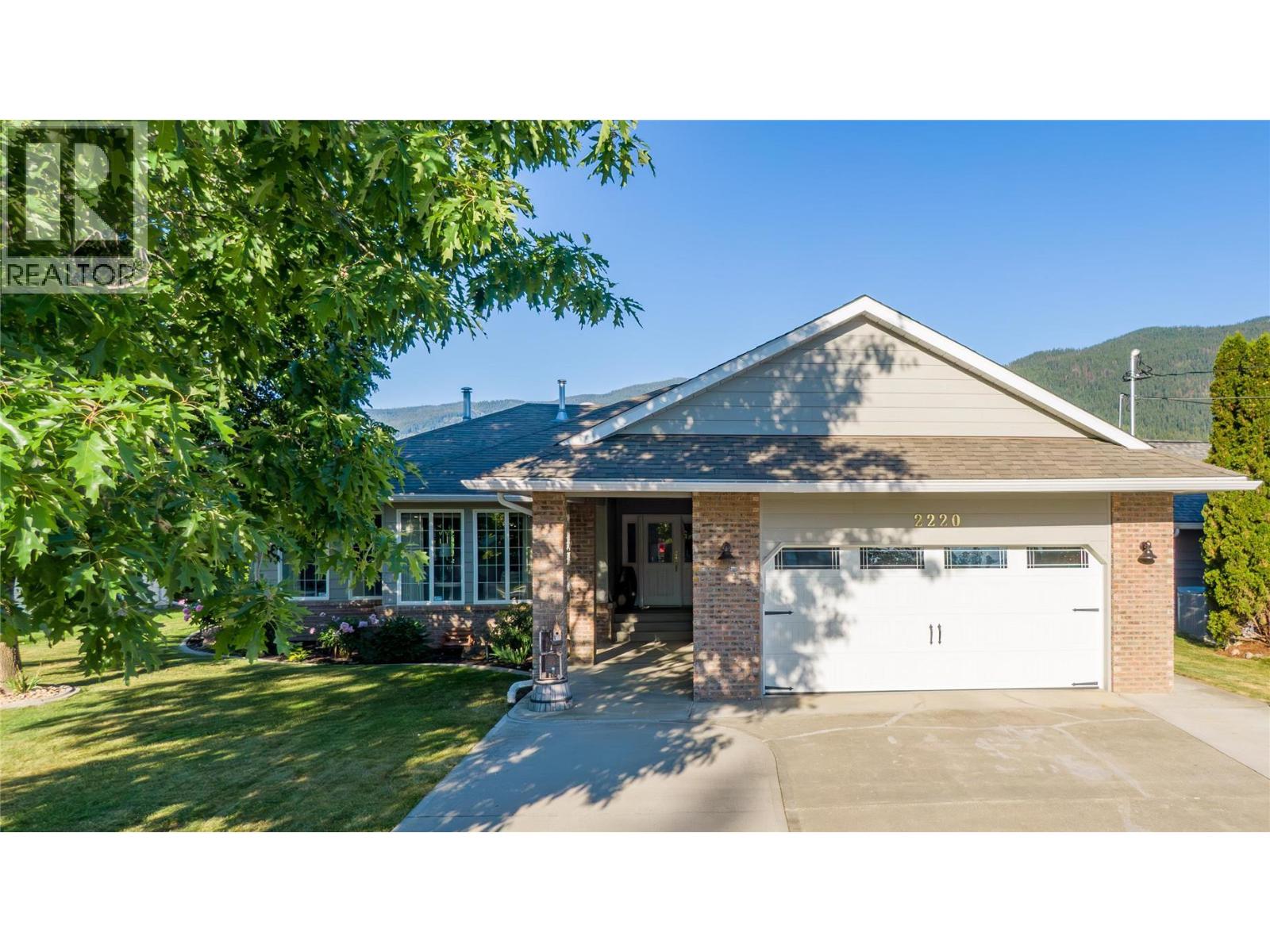 2220 Okanagan Street, Armstrong, British Columbia  V4Y 0B7 - Photo 74 - 10379576