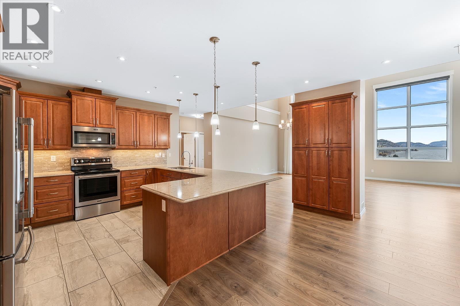 3388 Skaha Lake Road Unit# 1203, Penticton, British Columbia  V2A 6G4 - Photo 7 - 10379052