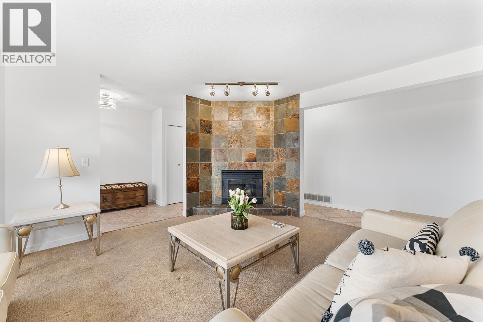 783 Westpoint Drive, Kelowna, British Columbia  V1W 2Z4 - Photo 6 - 10377222