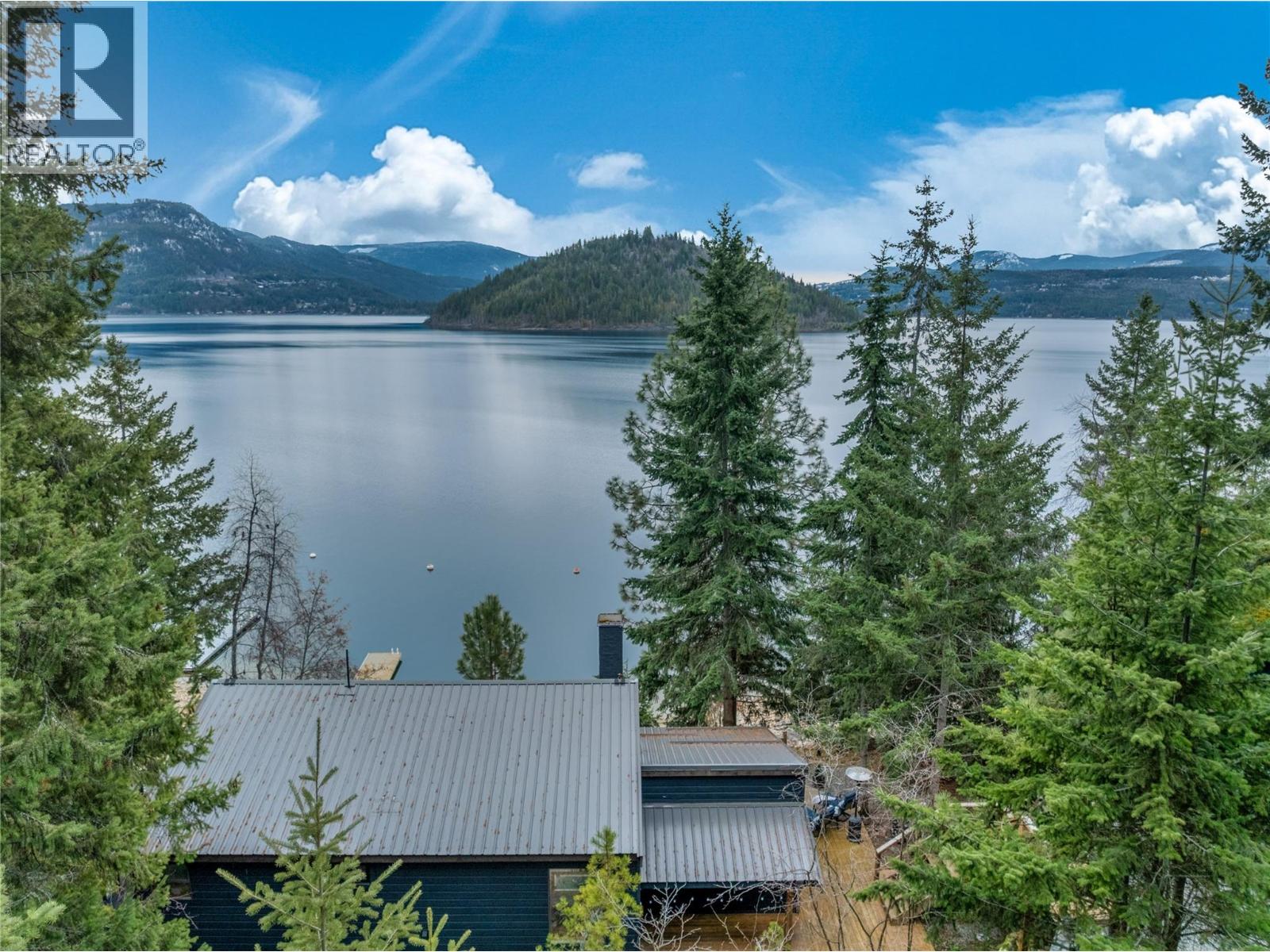 4378 Copper Cove Road, Scotch Creek, British Columbia  V0E 1M5 - Photo 2 - 10375623