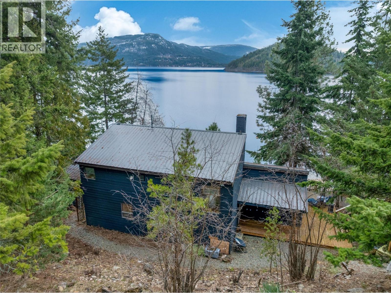 4378 Copper Cove Road, Scotch Creek, British Columbia  V0E 1M5 - Photo 3 - 10375623