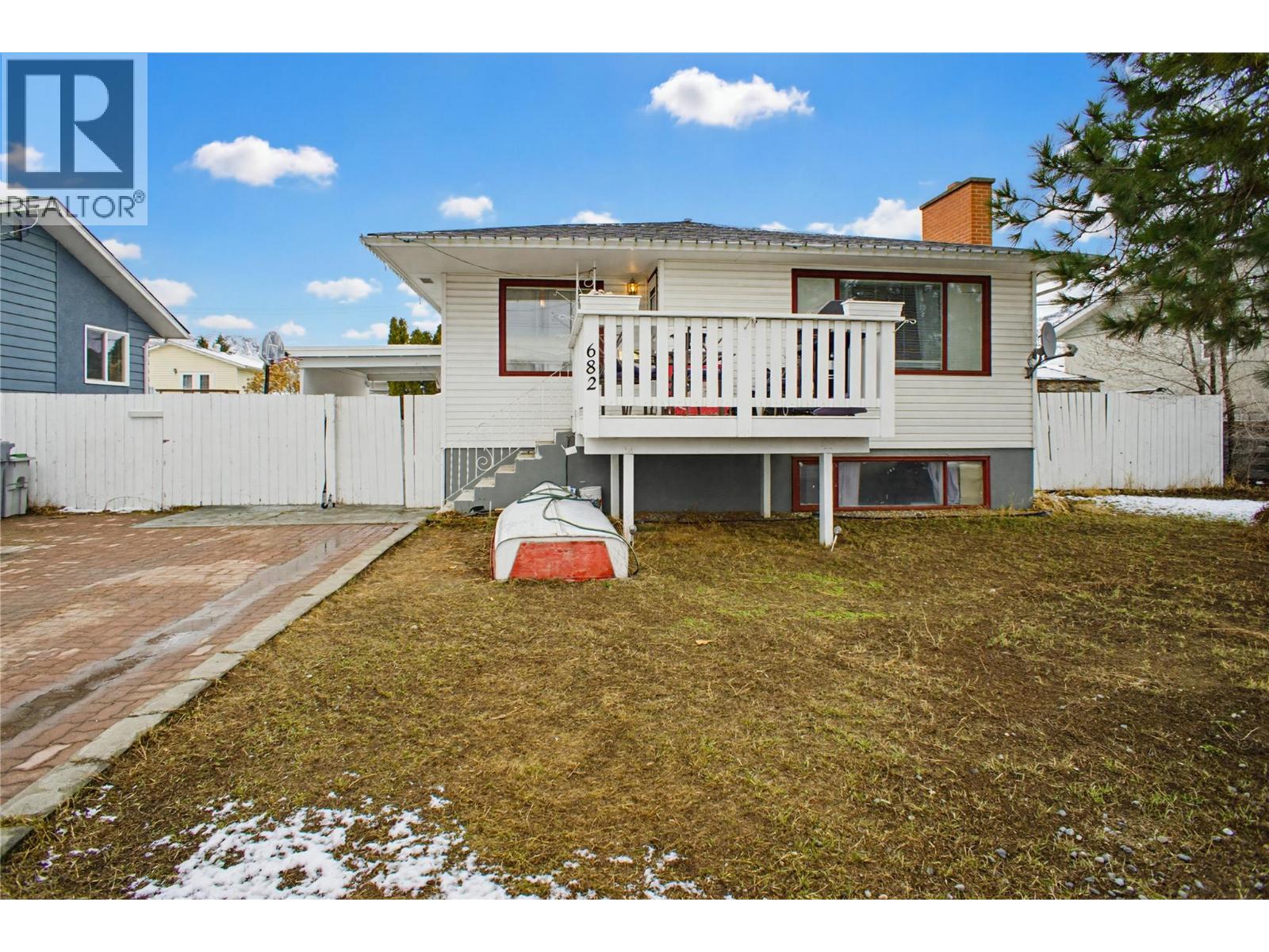 682 Alberni Avenue, Kamloops, British Columbia  V2B 1T1 - Photo 1 - 10379570