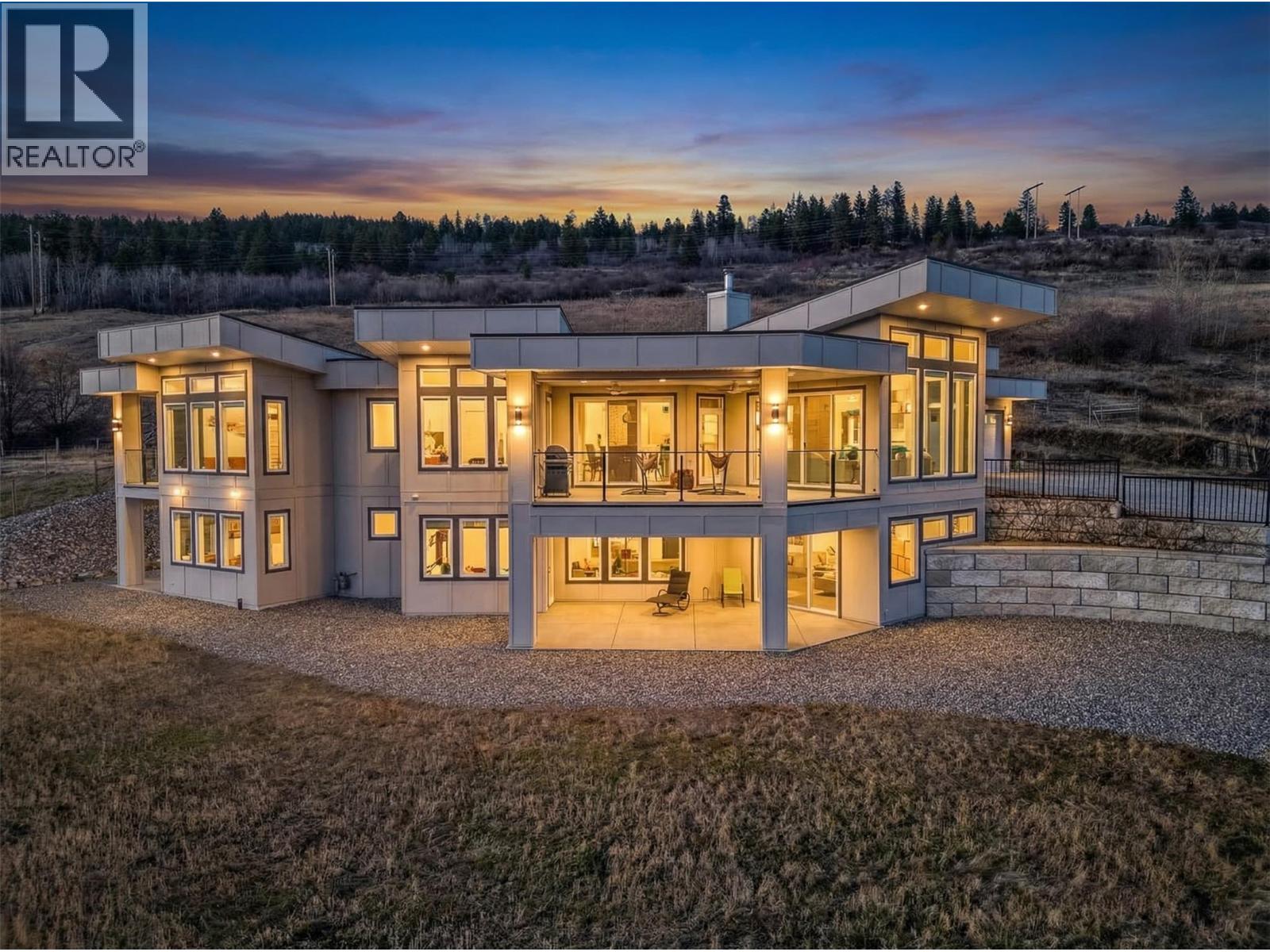 7697 Baker Hogg Road, vernon, British Columbia
