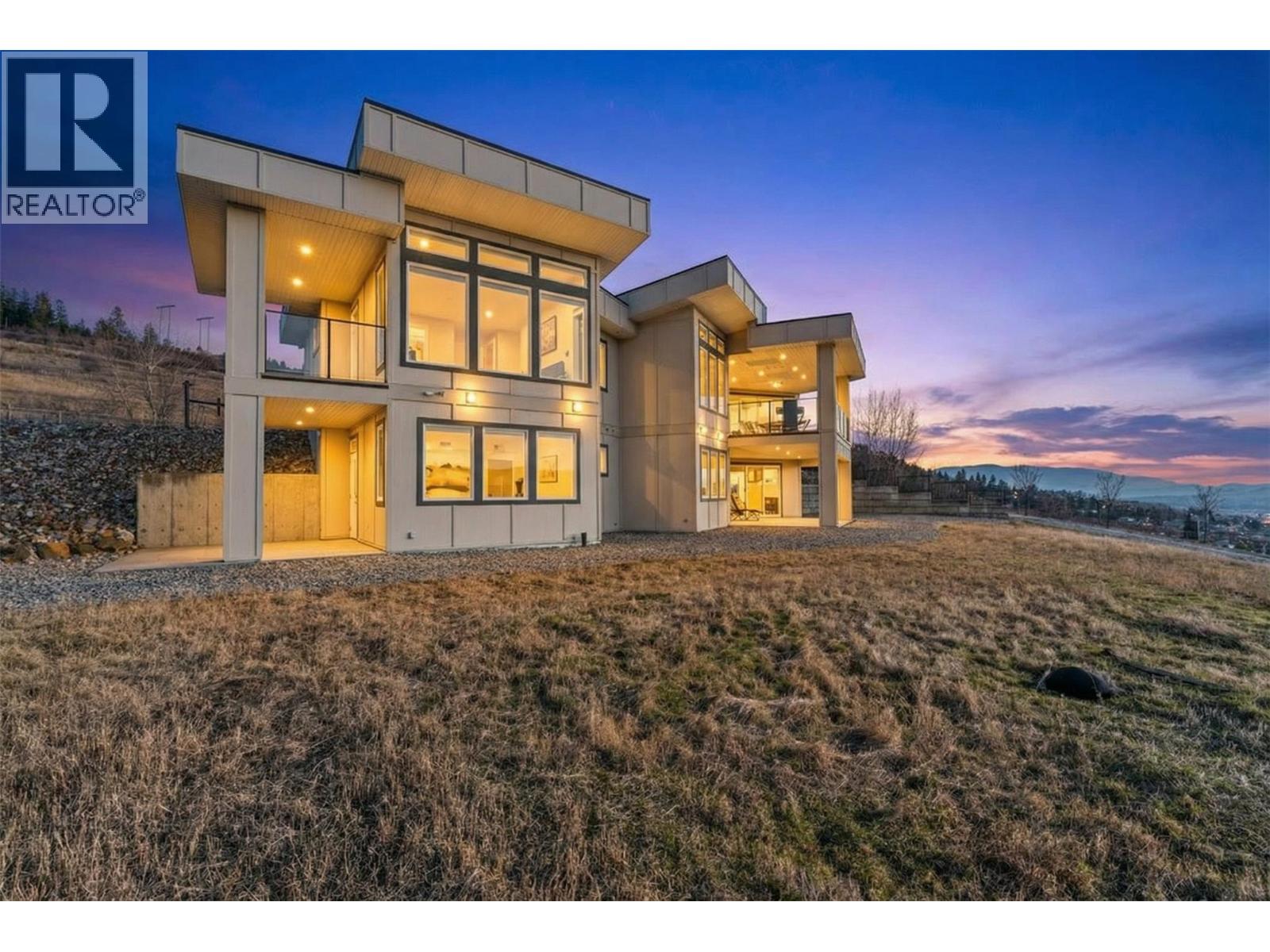 7697 Baker Hogg Road, Vernon, British Columbia  V1B 3S3 - Photo 4 - 10379548
