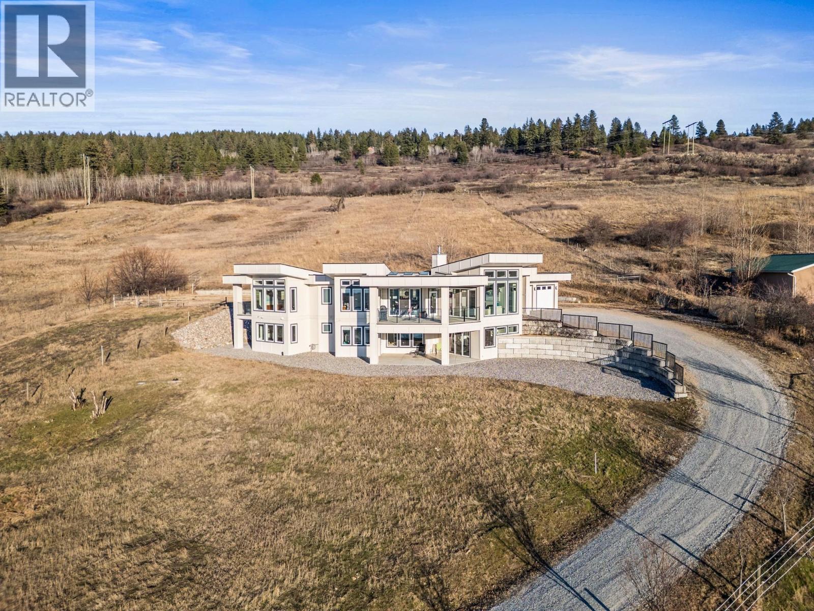 7697 Baker Hogg Road, Vernon, British Columbia  V1B 3S3 - Photo 5 - 10379548