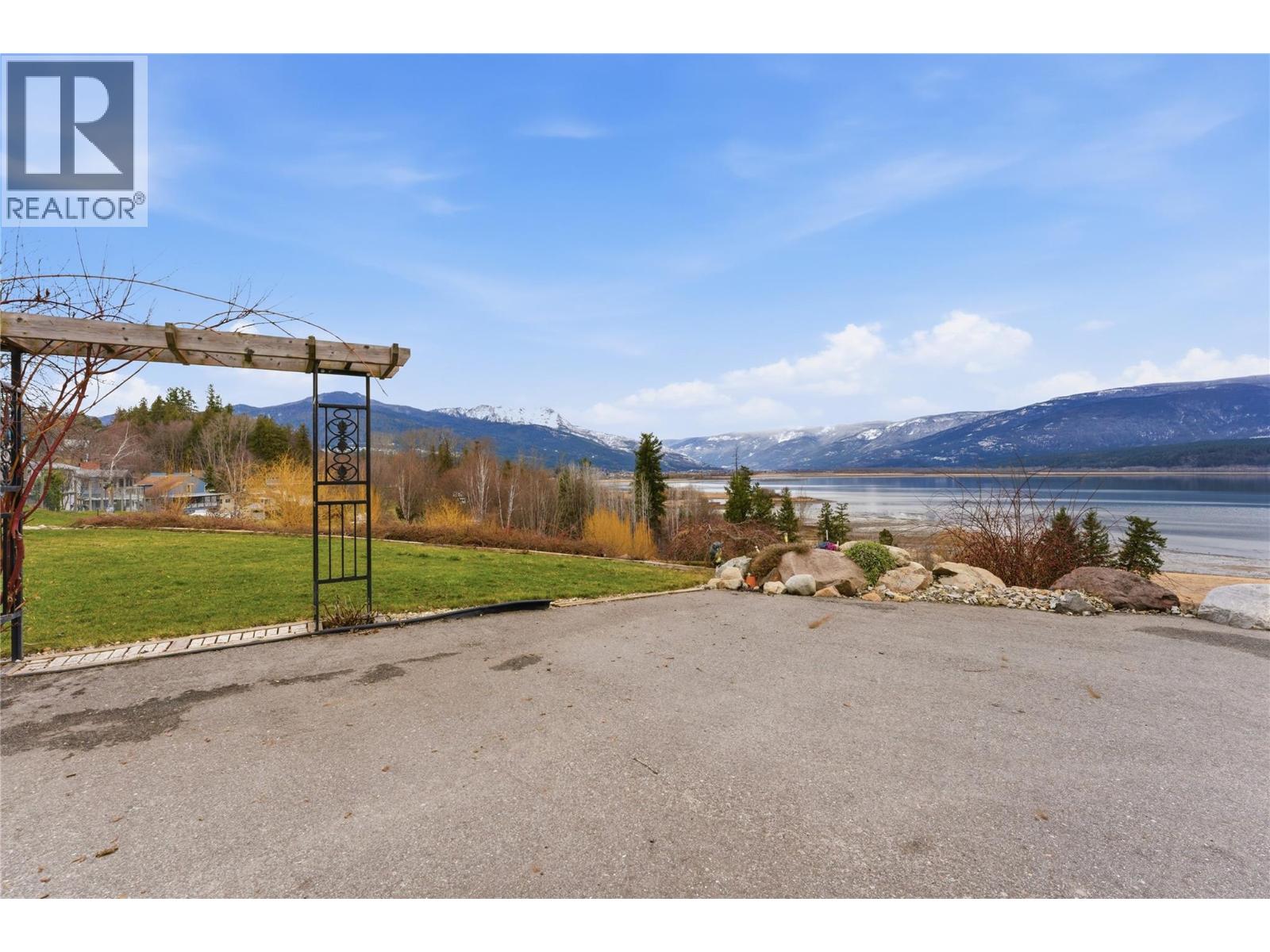 1660 28 Avenue Ne, Salmon Arm, British Columbia  V1E 3X2 - Photo 36 - 10379306