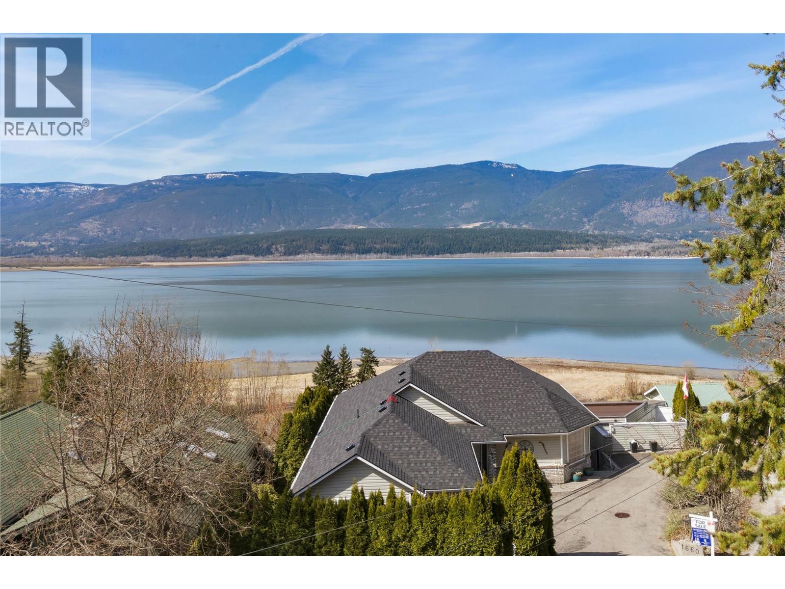 1660 28 Avenue Ne, Salmon Arm, British Columbia  V1E 3X2 - Photo 6 - 10379306
