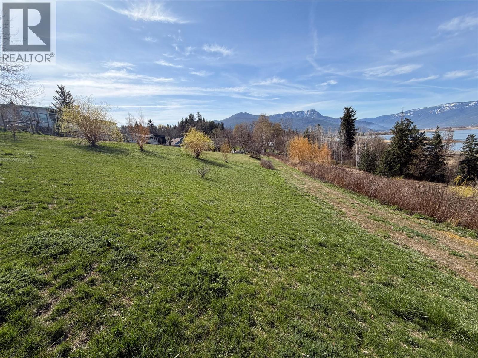 1660 28 Avenue Ne, Salmon Arm, British Columbia  V1E 3X2 - Photo 9 - 10379306