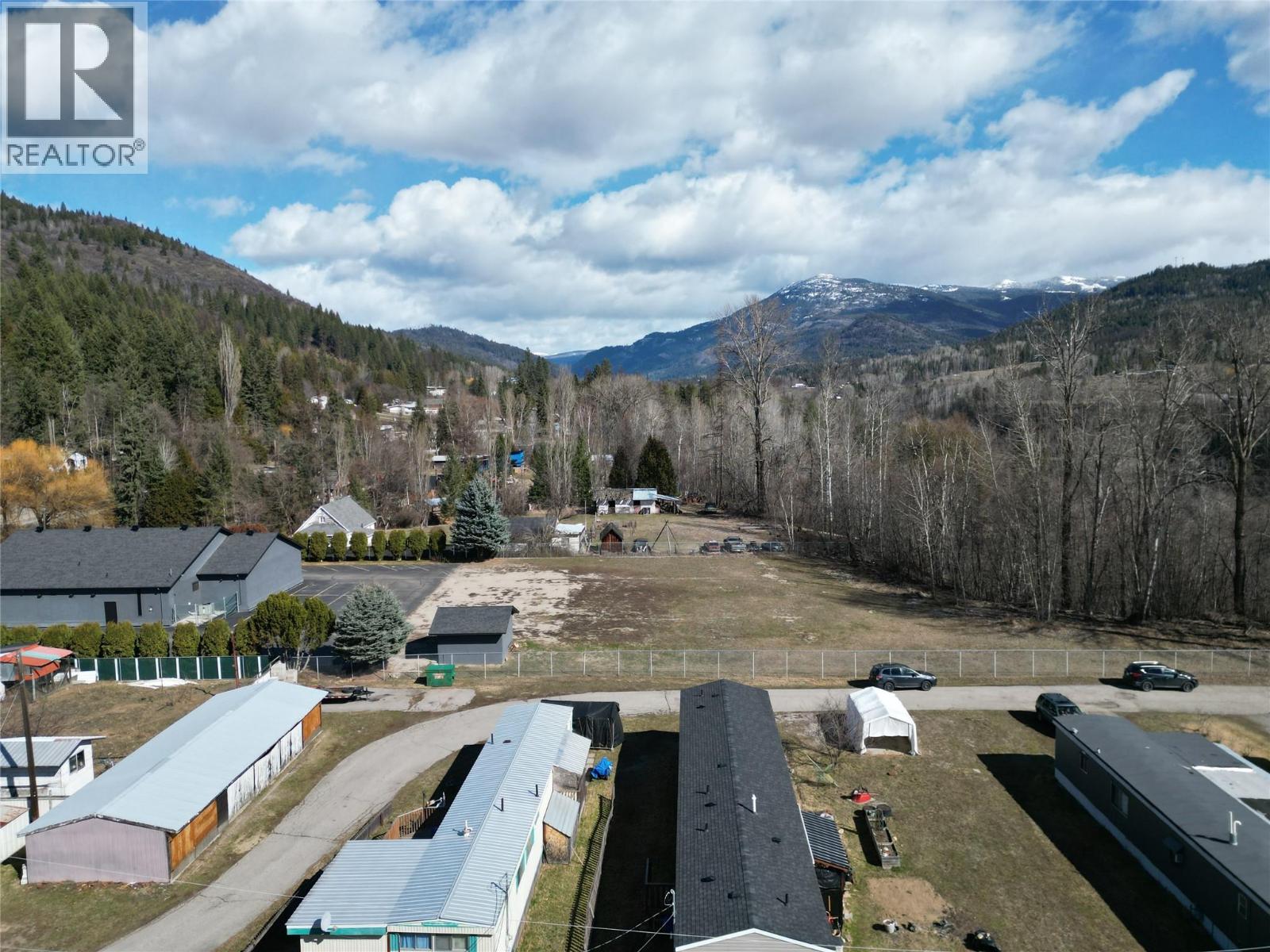 1034 Highway 3b Unit# 2, Montrose, British Columbia  V0G 1P0 - Photo 27 - 10379199
