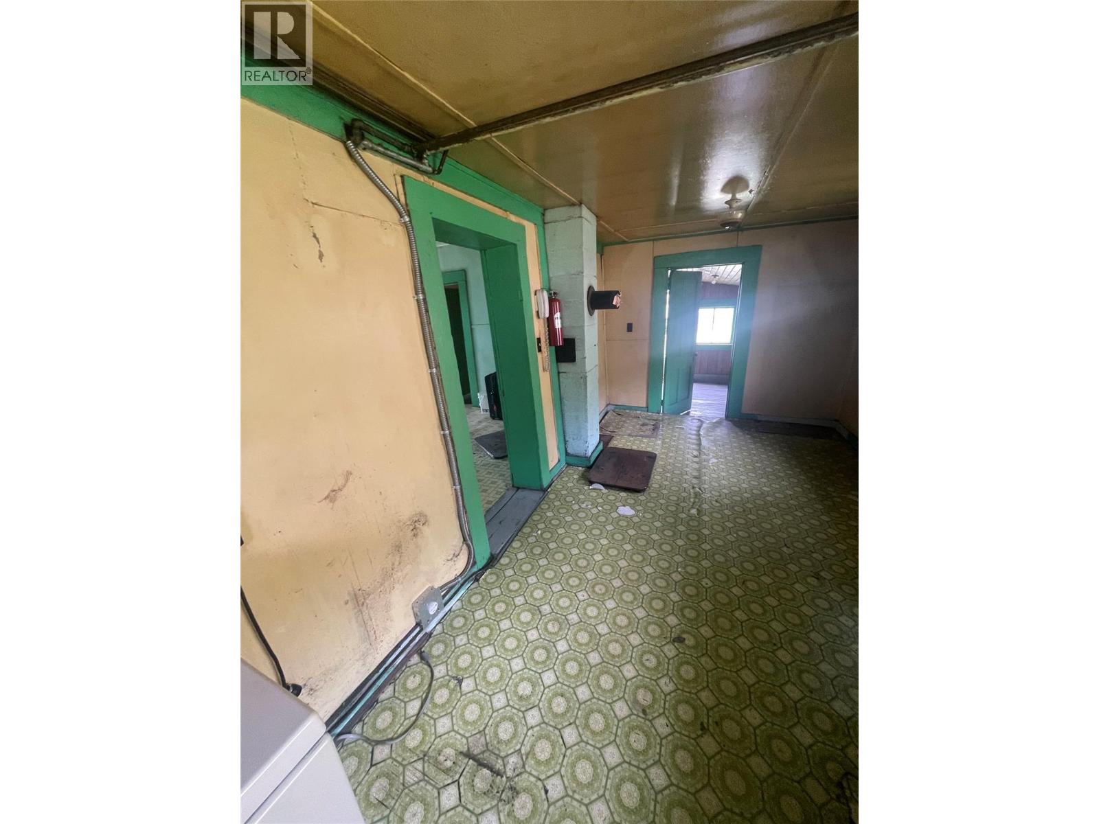 685 Russell Lane, Lillooet, British Columbia  V0K 1V0 - Photo 11 - 10379300