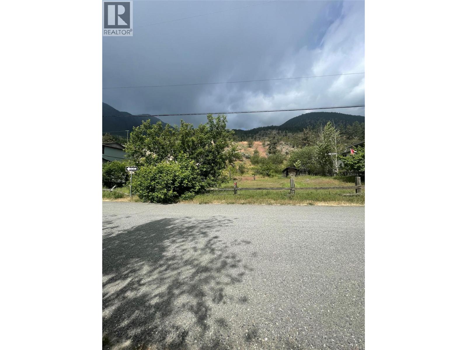 685 Russell Lane, Lillooet, British Columbia  V0K 1V0 - Photo 17 - 10379300