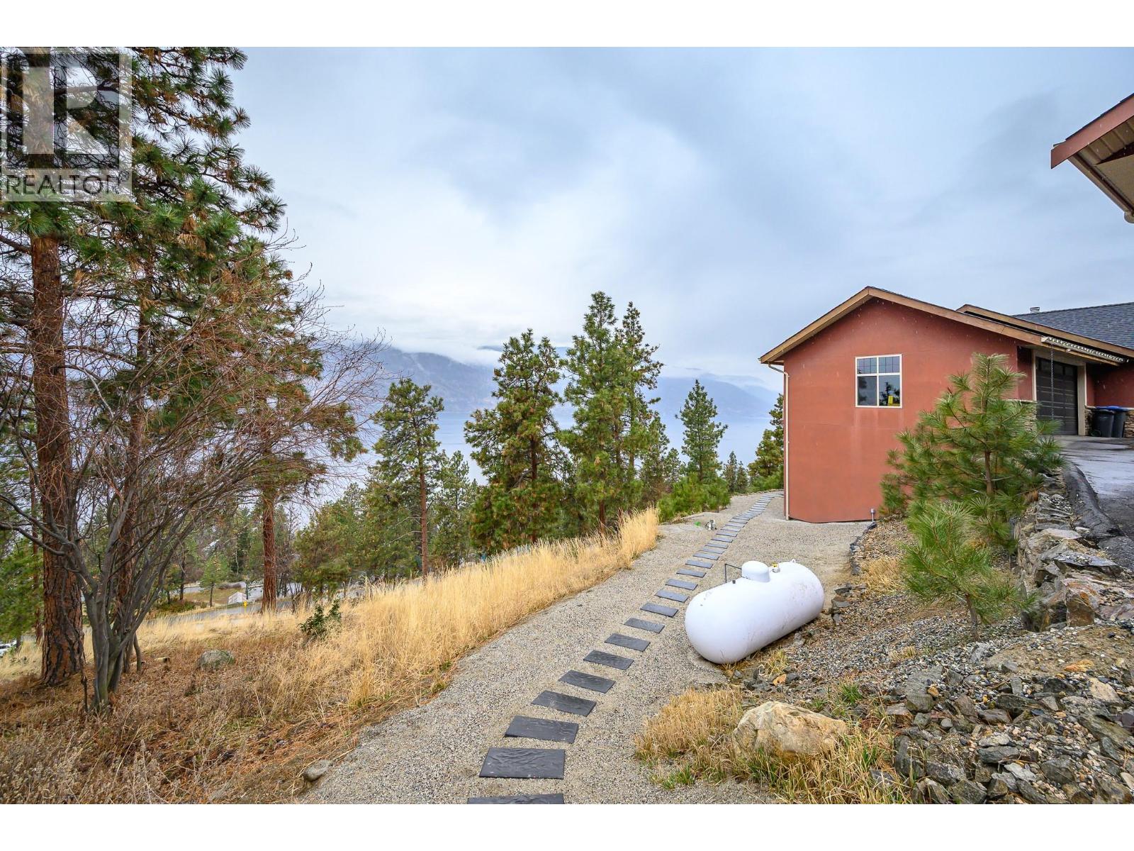 2328 Arthur Court, Kelowna, British Columbia  V1V 2S7 - Photo 74 - 10379057