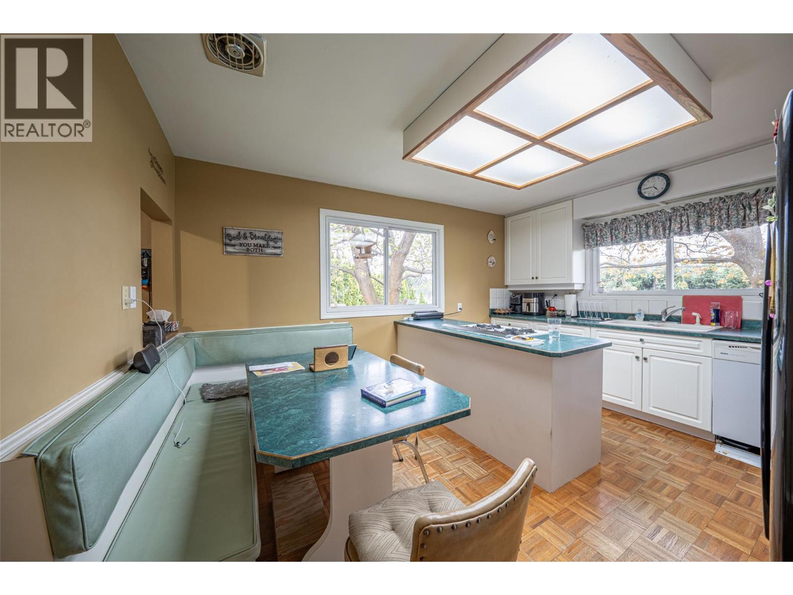 10003 6 Highway, Coldstream, British Columbia  V1B 3B6 - Photo 7 - 10378592
