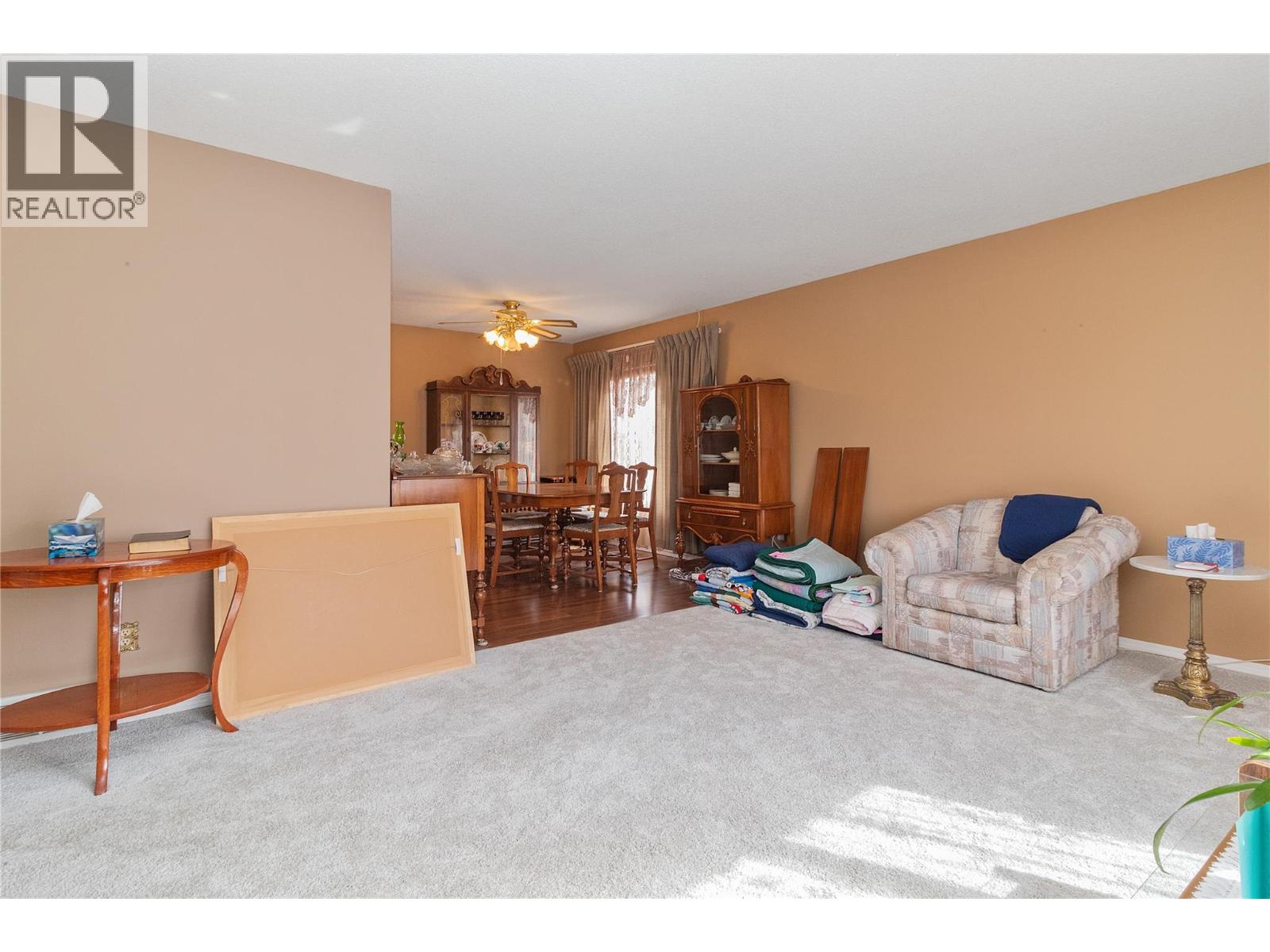 750 Falkirk Road, Kelowna, British Columbia  V1X 1R1 - Photo 12 - 10379609