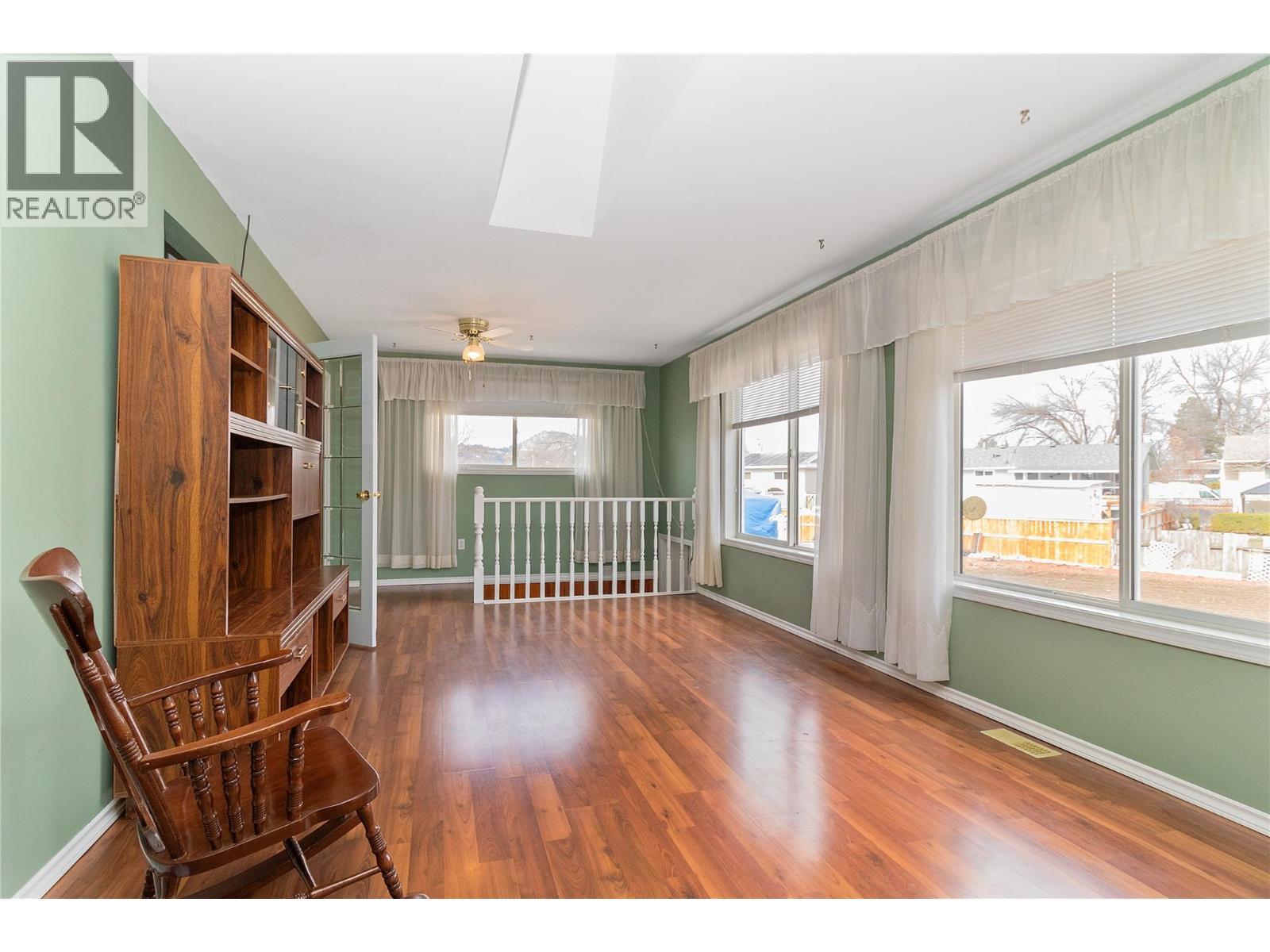 750 Falkirk Road, Kelowna, British Columbia  V1X 1R1 - Photo 22 - 10379609
