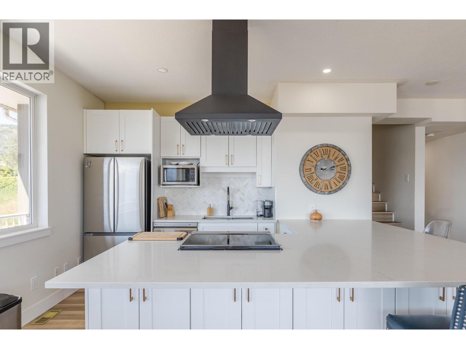 6471 Vernon Avenue, Peachland, British Columbia  V0H 1X8 - Photo 12 - 10379482