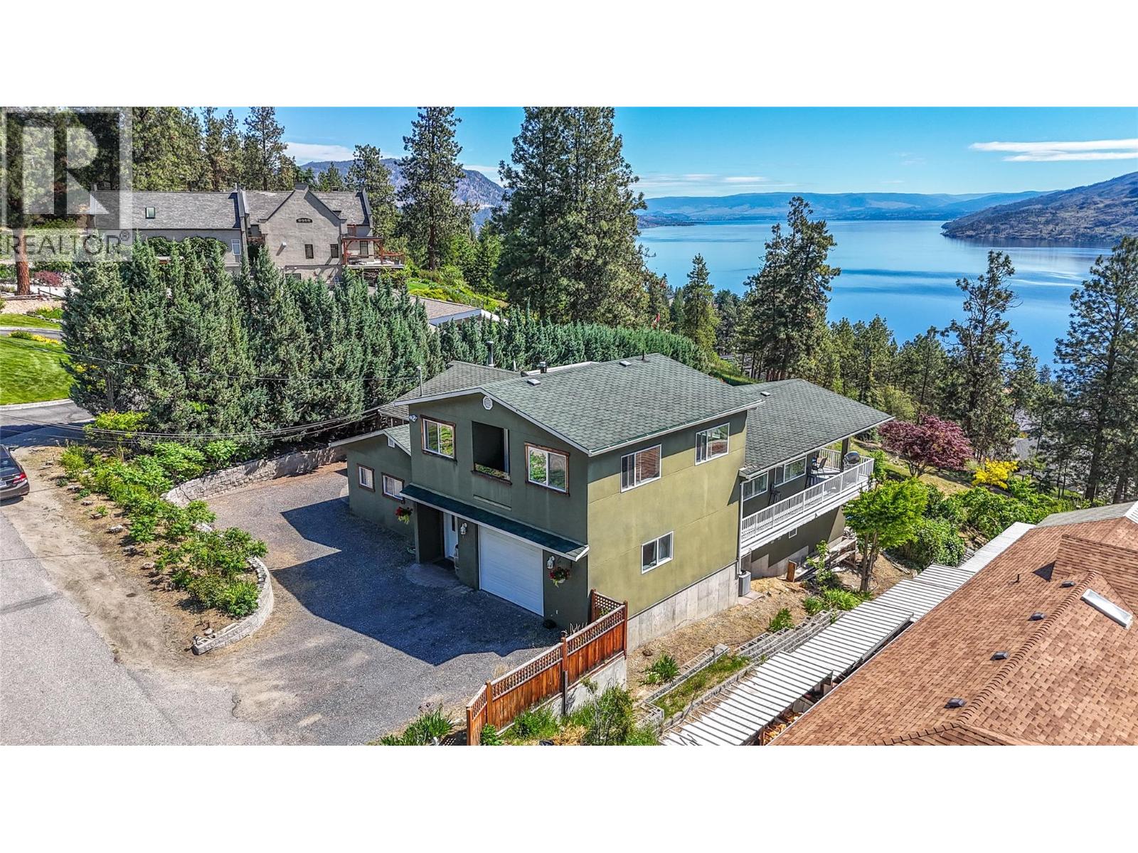 6471 Vernon Avenue, Peachland, British Columbia  V0H 1X8 - Photo 2 - 10379482