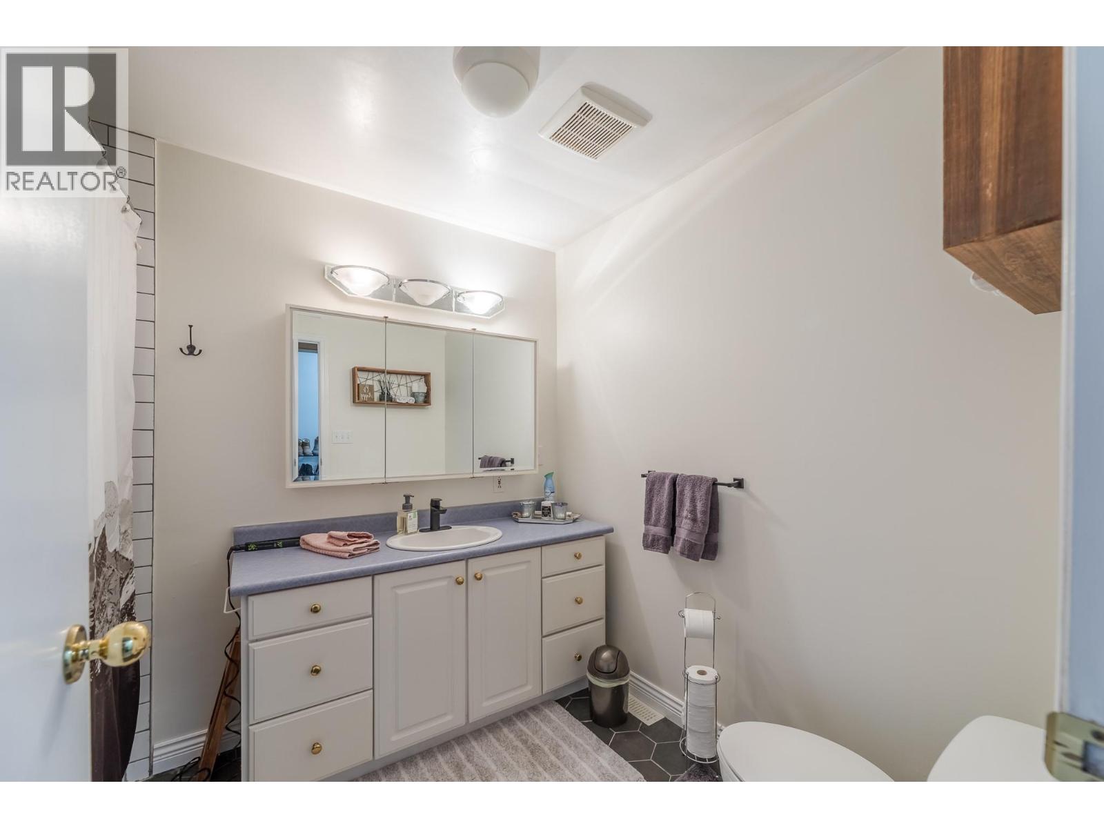 6471 Vernon Avenue, Peachland, British Columbia  V0H 1X8 - Photo 44 - 10379482