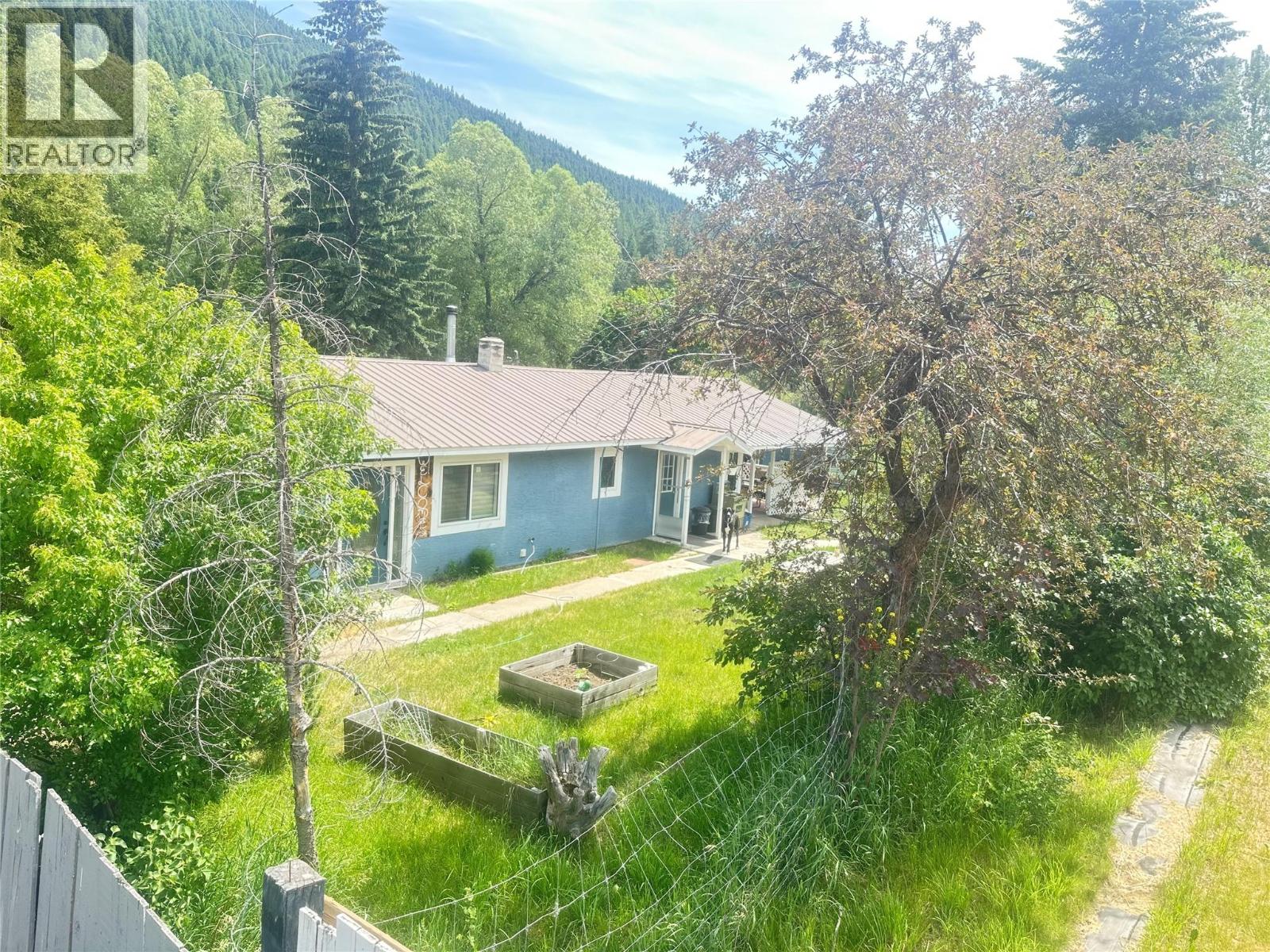 20 Wallace Mountain Road, beaverdell, British Columbia
