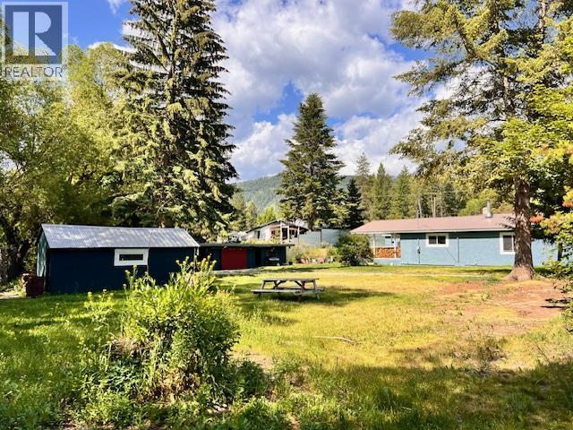 20 Wallace Mountain Road, Beaverdell, British Columbia  V0H 1A0 - Photo 2 - 10378526