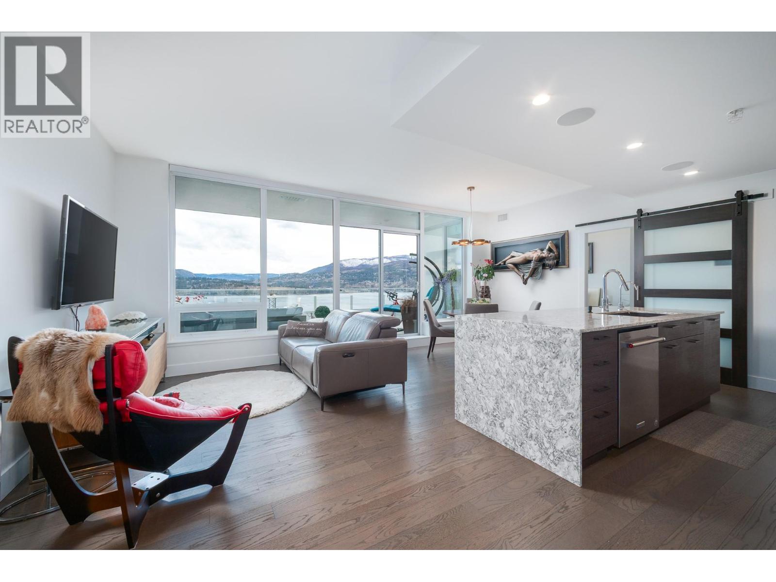 1191 Sunset Drive Unit# 2104, Kelowna, British Columbia  V1Y 0J4 - Photo 2 - 10379664