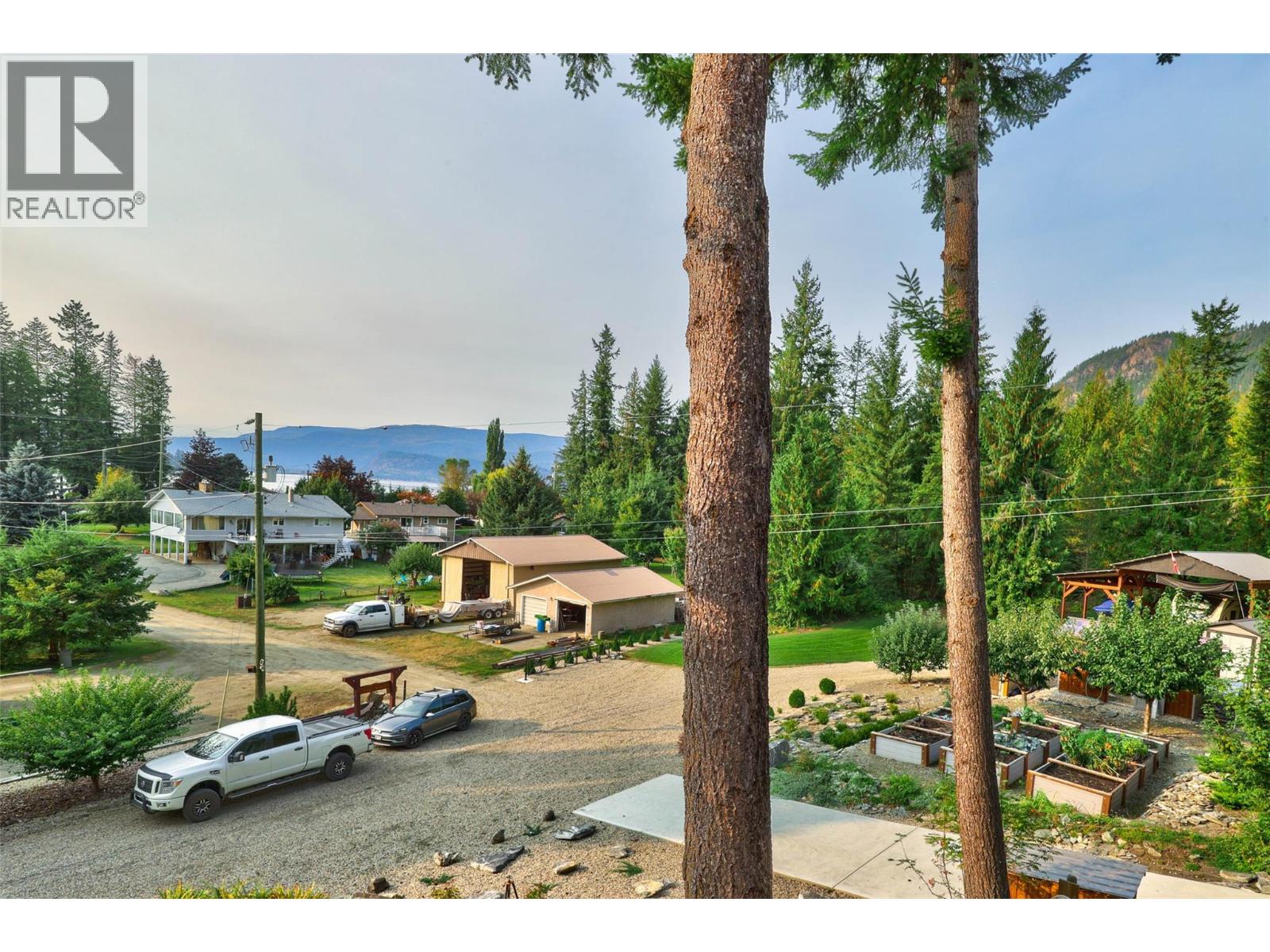 2770 Perris Road, Blind Bay, British Columbia  V0E 1H1 - Photo 14 - 10378080