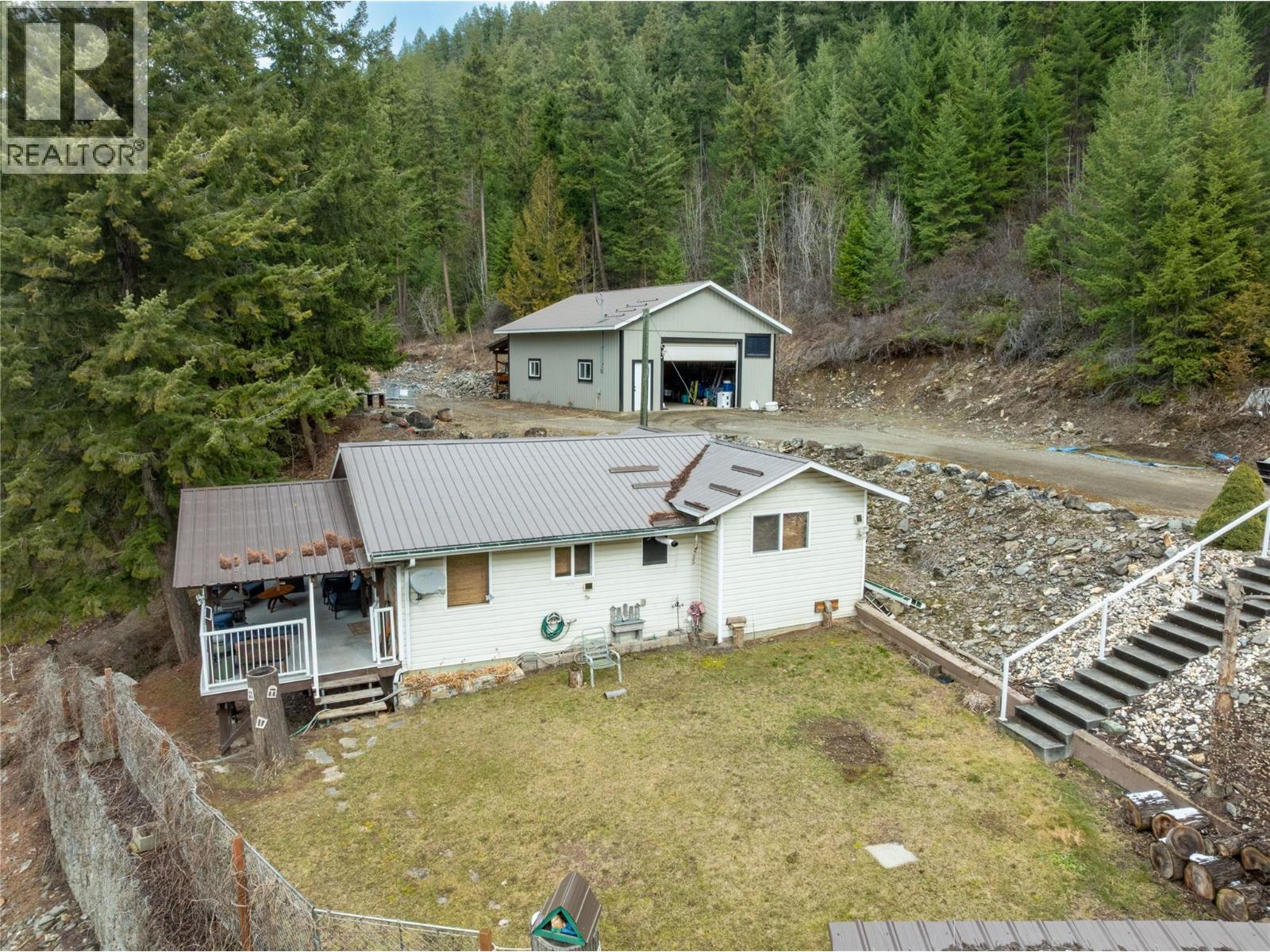 2770 Perris Road, Blind Bay, British Columbia  V0E 1H1 - Photo 56 - 10378080