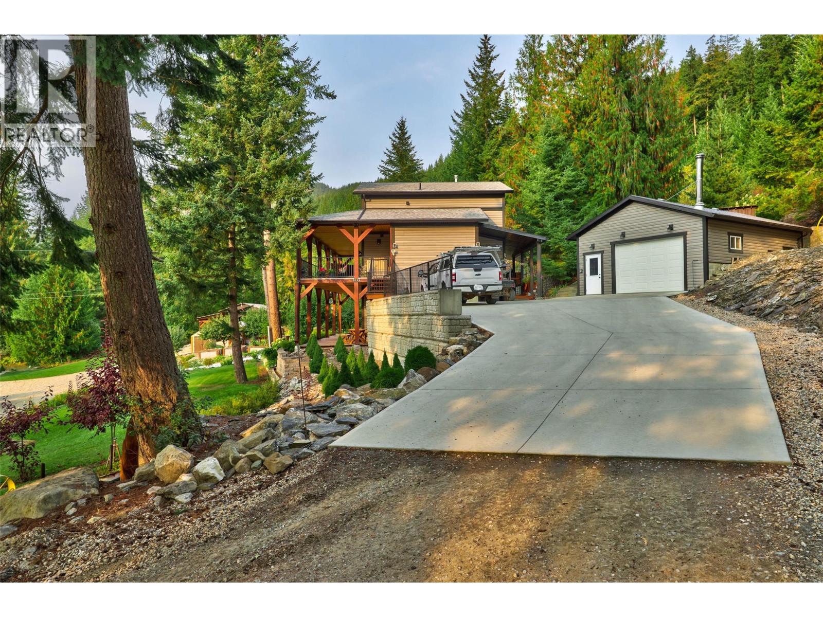 2770 Perris Road, Blind Bay, British Columbia  V0E 1H1 - Photo 70 - 10378080