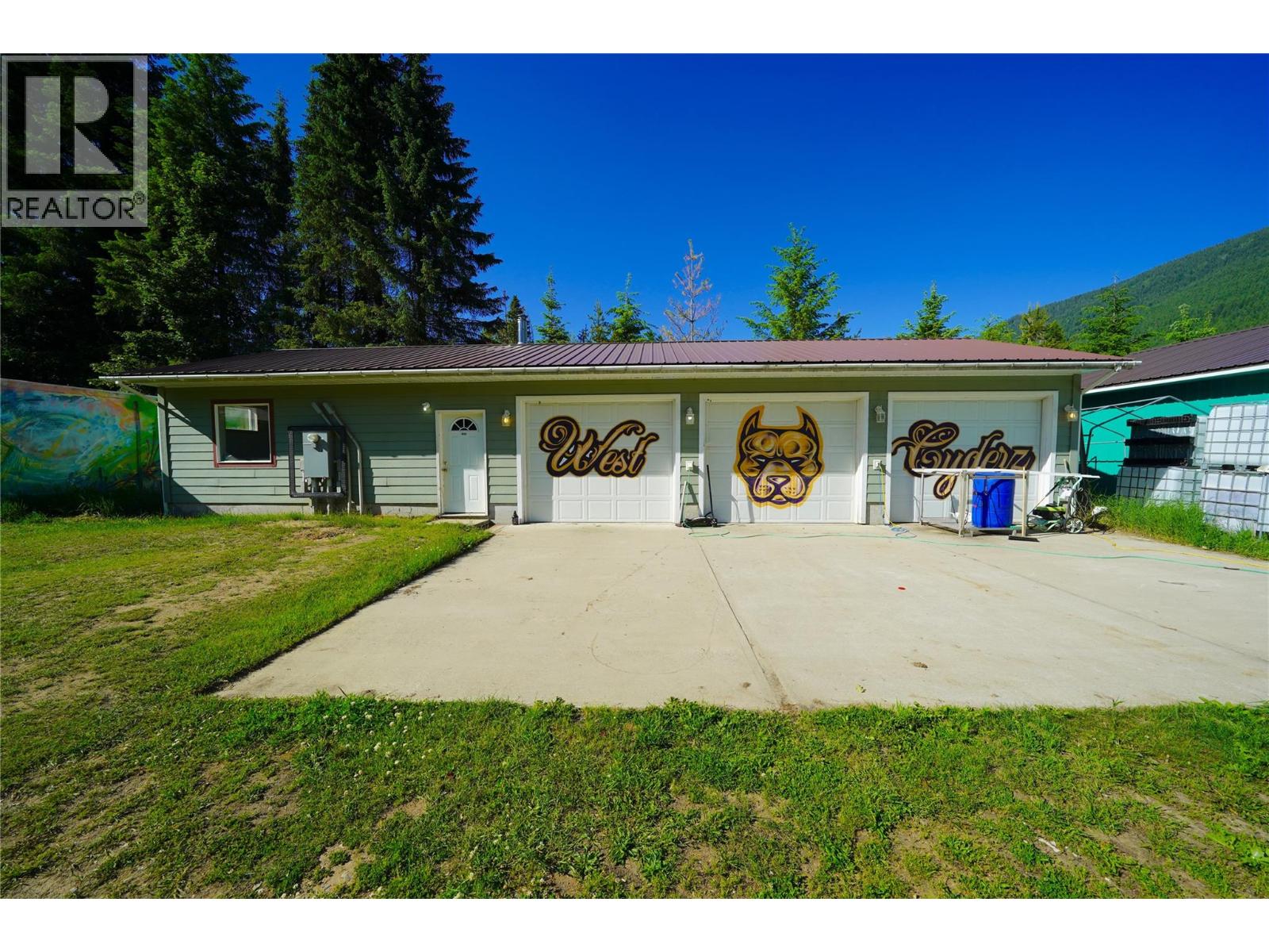 1062 Scamp Road, Castlegar, British Columbia  V1N 4R3 - Photo 20 - 10379543