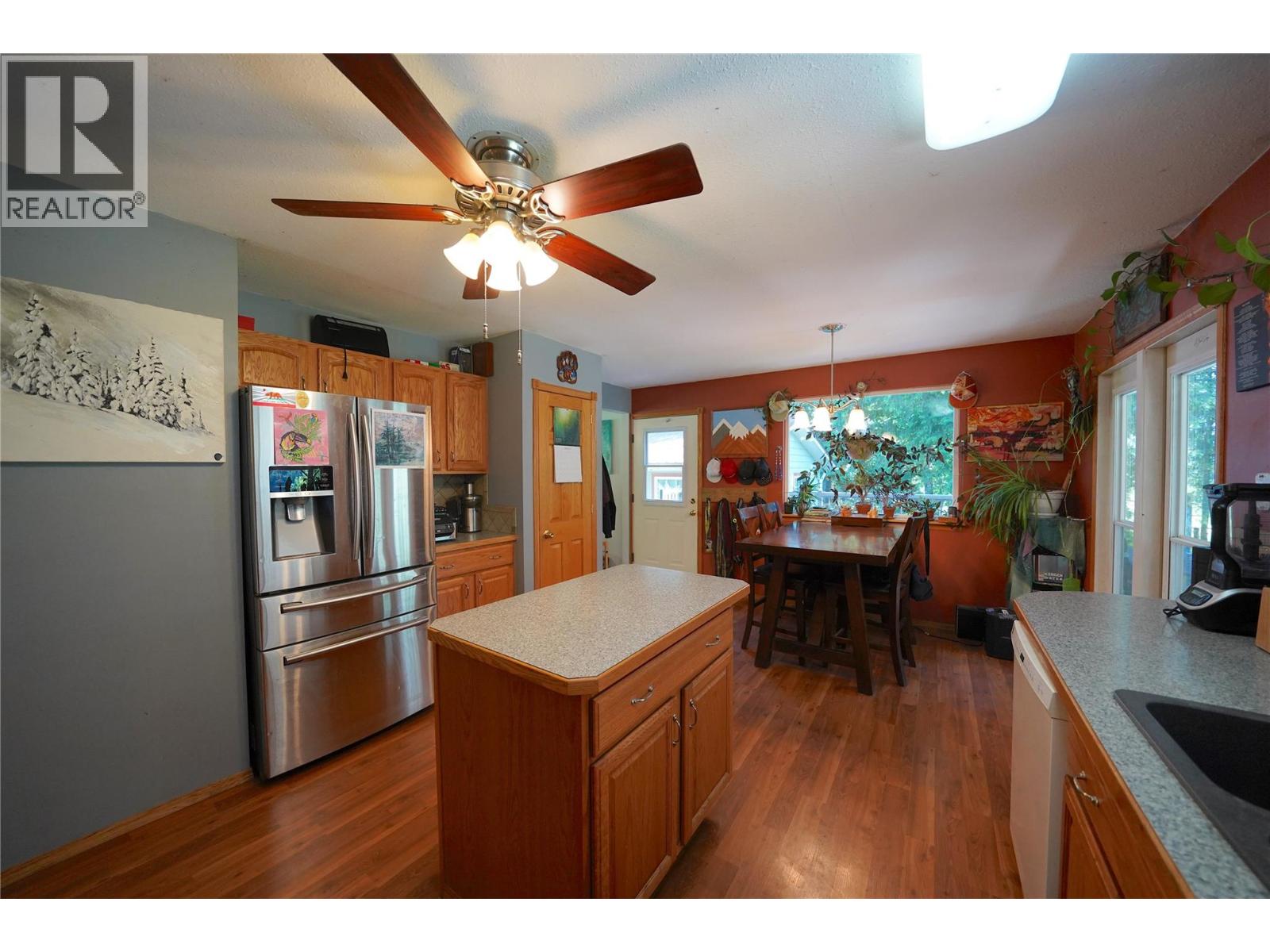 1062 Scamp Road, Castlegar, British Columbia  V1N 4R3 - Photo 52 - 10379543
