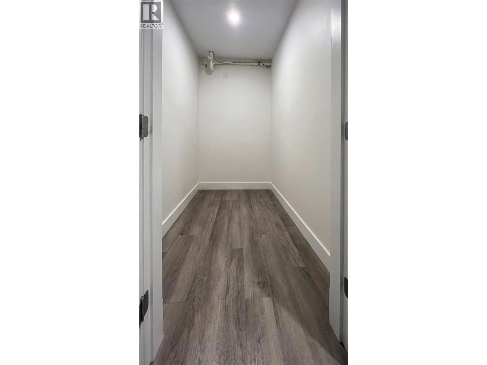 1075 Bernard Avenue Unit# 305, Kelowna, British Columbia  V1Y 6P7 - Photo 13 - 10376712