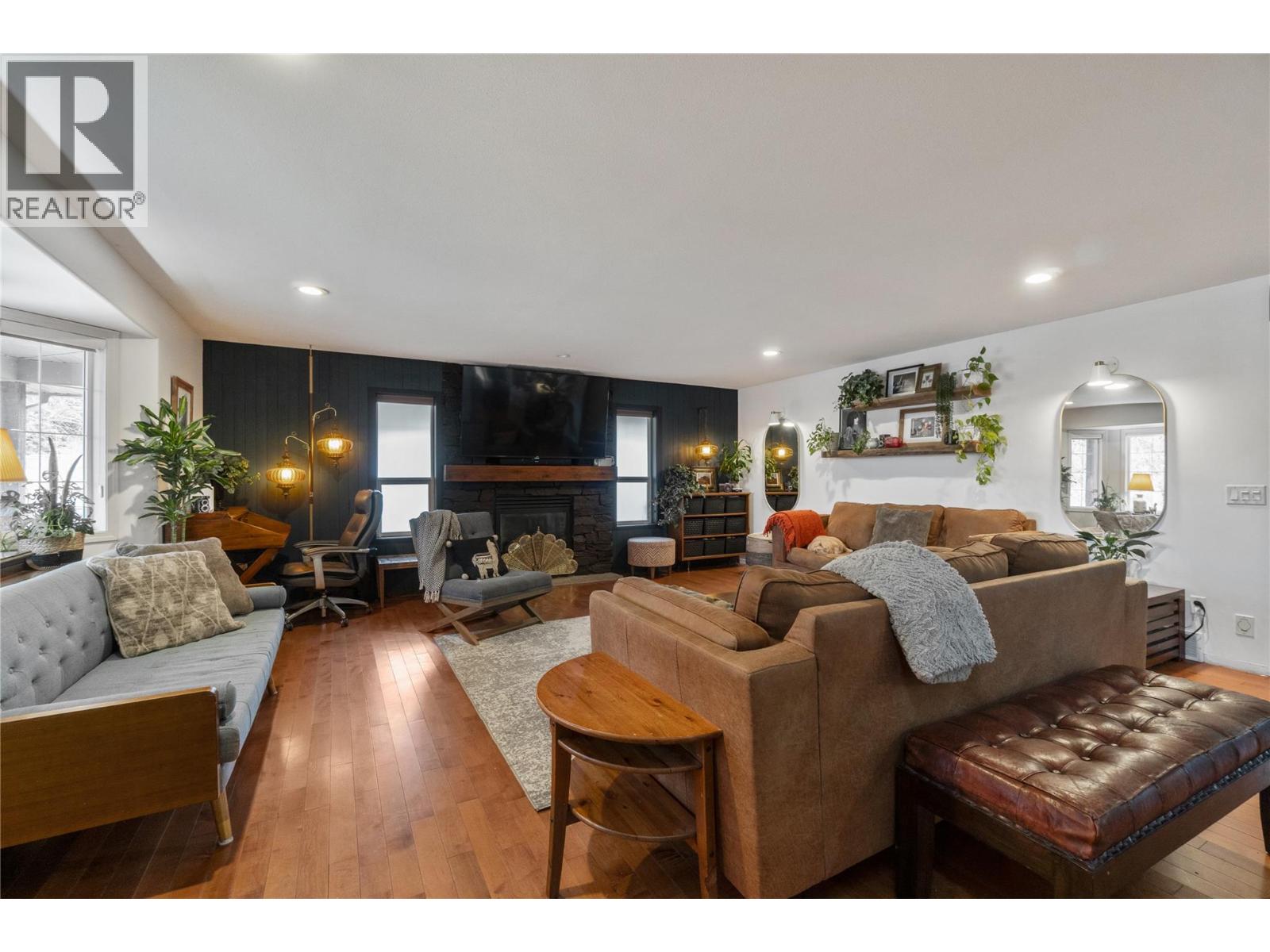 3960 50 Street Ne, Salmon Arm, British Columbia  V1E 1Y5 - Photo 11 - 10379294