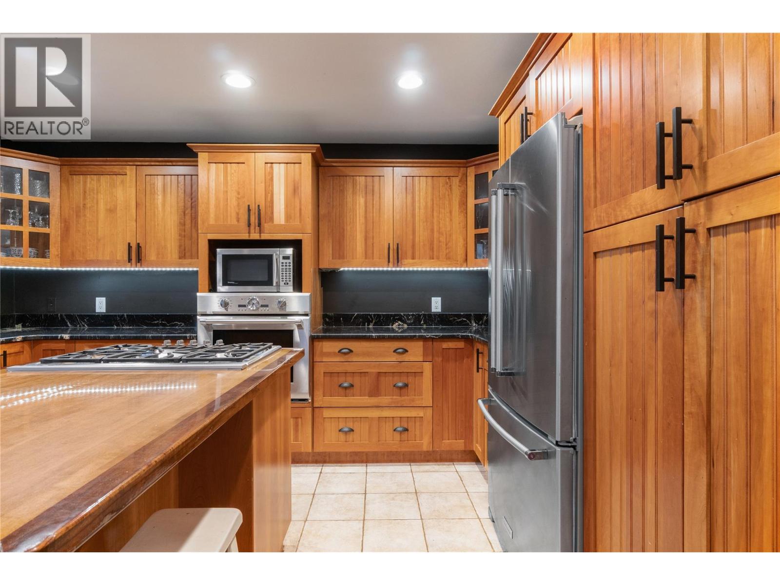3960 50 Street Ne, Salmon Arm, British Columbia  V1E 1Y5 - Photo 17 - 10379294
