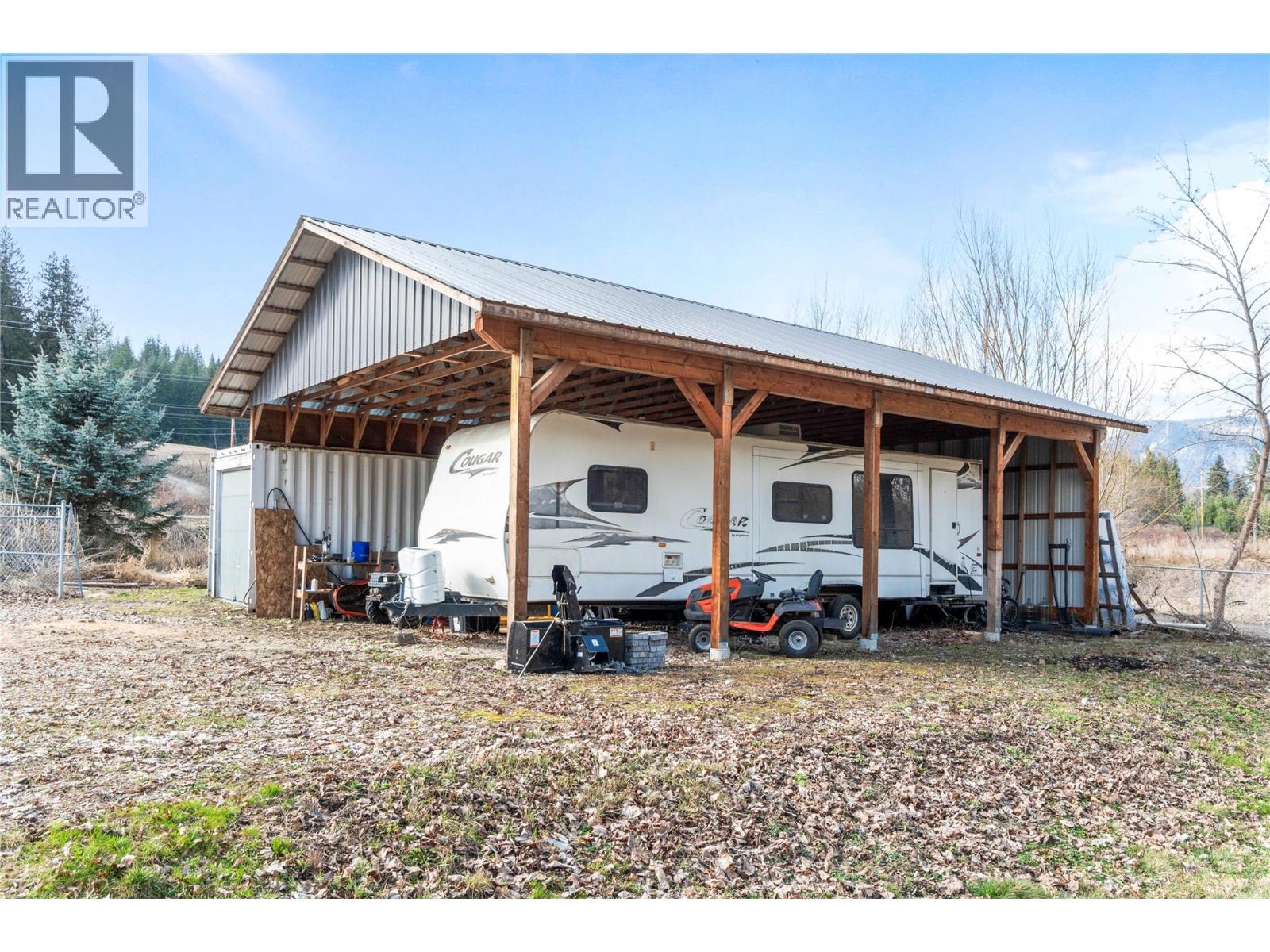 3960 50 Street Ne, Salmon Arm, British Columbia  V1E 1Y5 - Photo 31 - 10379294
