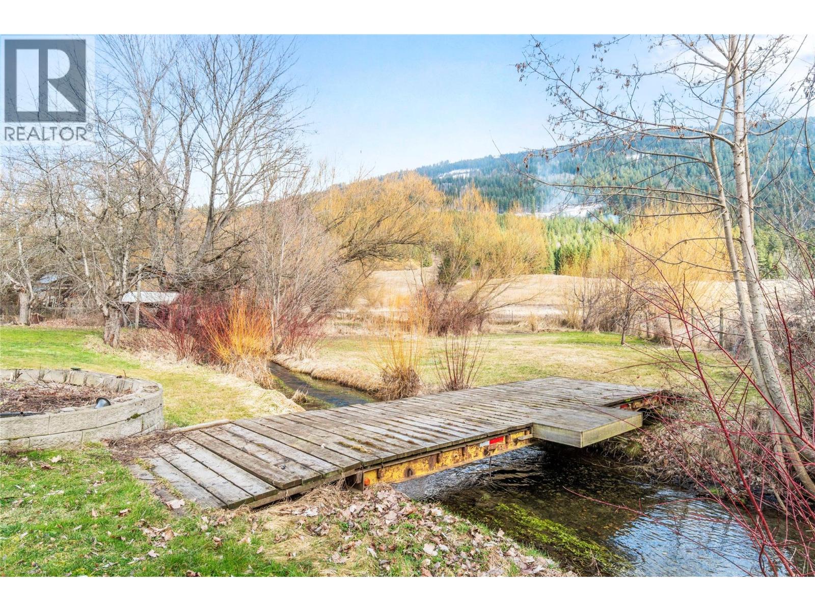 3960 50 Street Ne, Salmon Arm, British Columbia  V1E 1Y5 - Photo 36 - 10379294