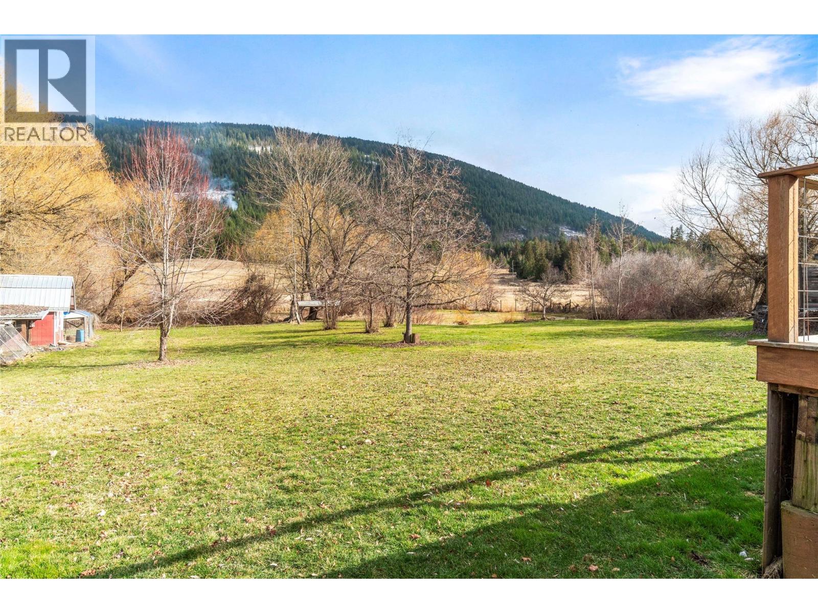 3960 50 Street Ne, Salmon Arm, British Columbia  V1E 1Y5 - Photo 41 - 10379294