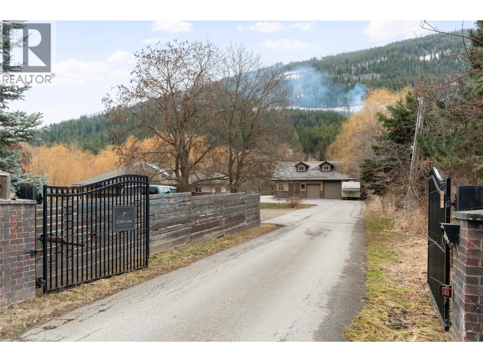 3960 50 Street Ne, Salmon Arm, British Columbia  V1E 1Y5 - Photo 43 - 10379294