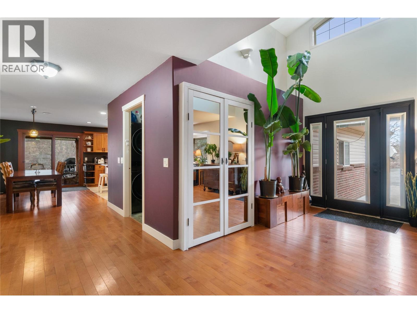 3960 50 Street Ne, Salmon Arm, British Columbia  V1E 1Y5 - Photo 6 - 10379294