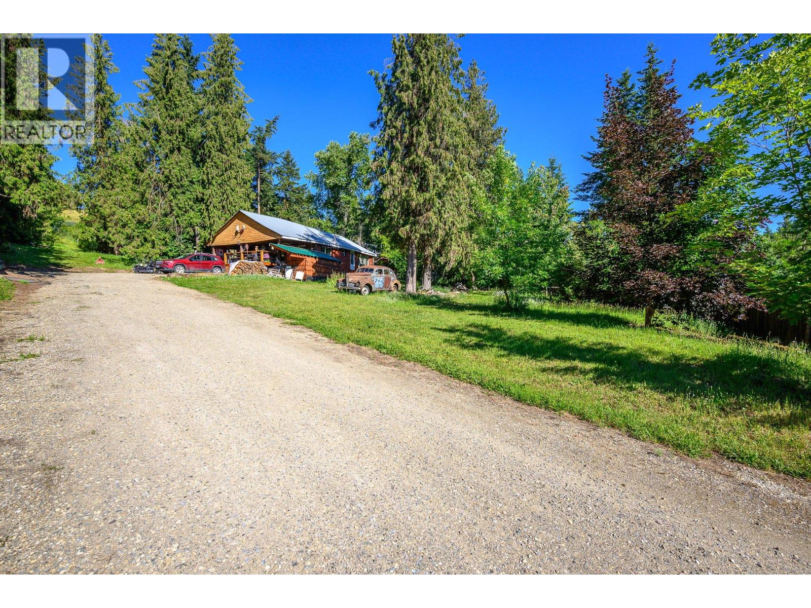 136 97b Highway, Enderby, British Columbia  V4Y 4G7 - Photo 2 - 10379194