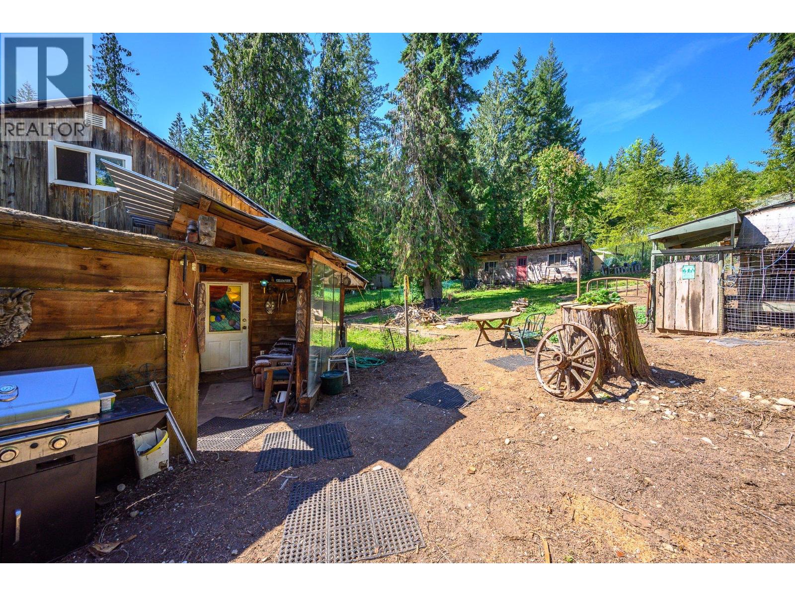 136 97b Highway, Enderby, British Columbia  V4Y 4G7 - Photo 23 - 10379194