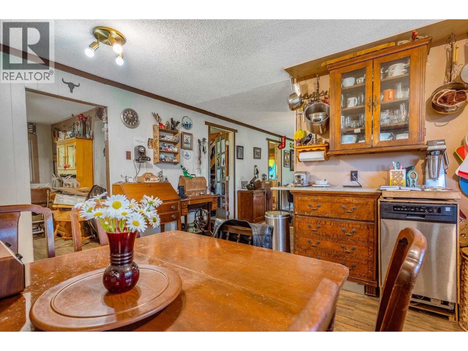 136 97b Highway, Enderby, British Columbia  V4Y 4G7 - Photo 9 - 10379194